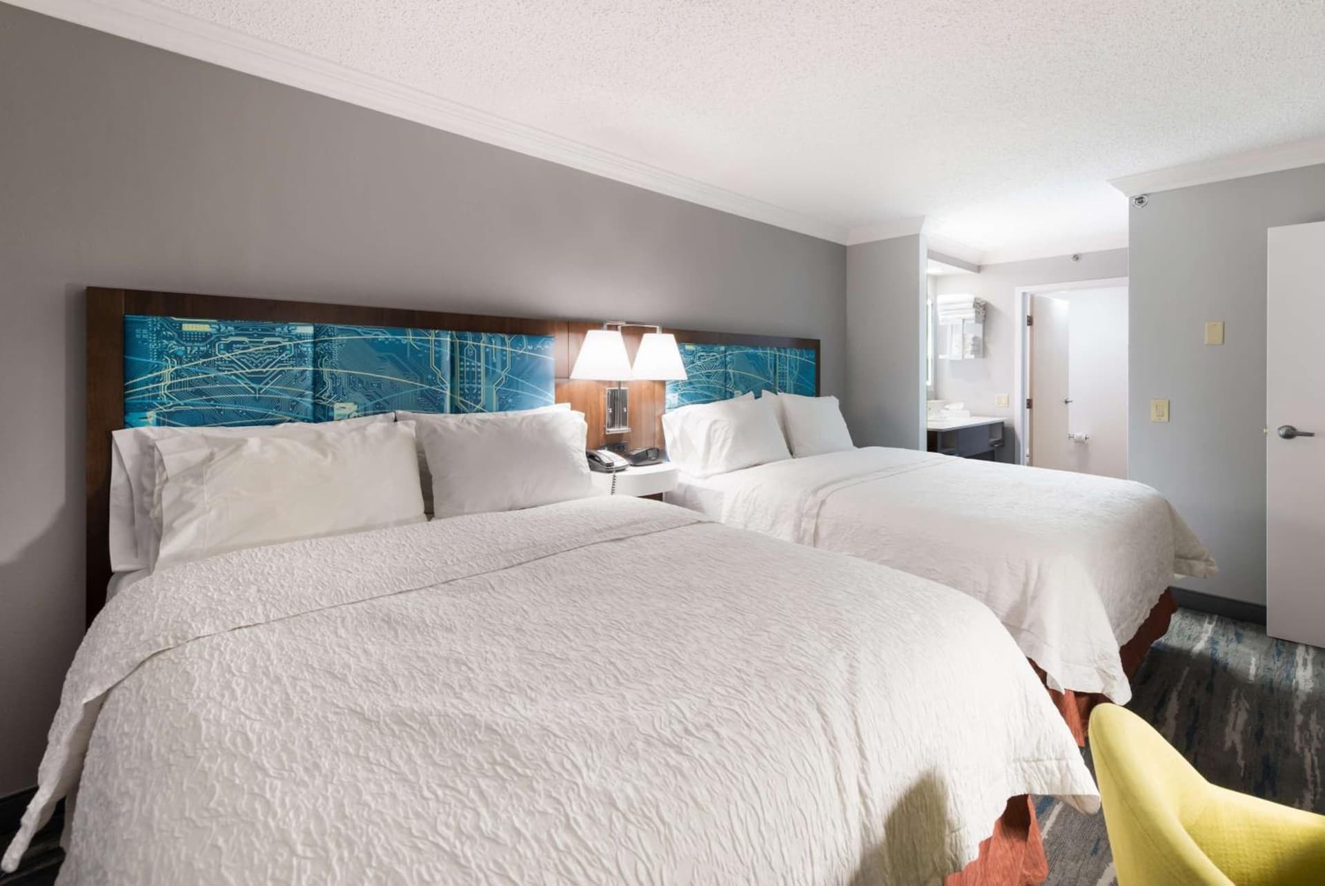 Hampton Inn & Suites Chicago-Hoffman Estates gallery photo in Hoffman Estates, IL — image 21