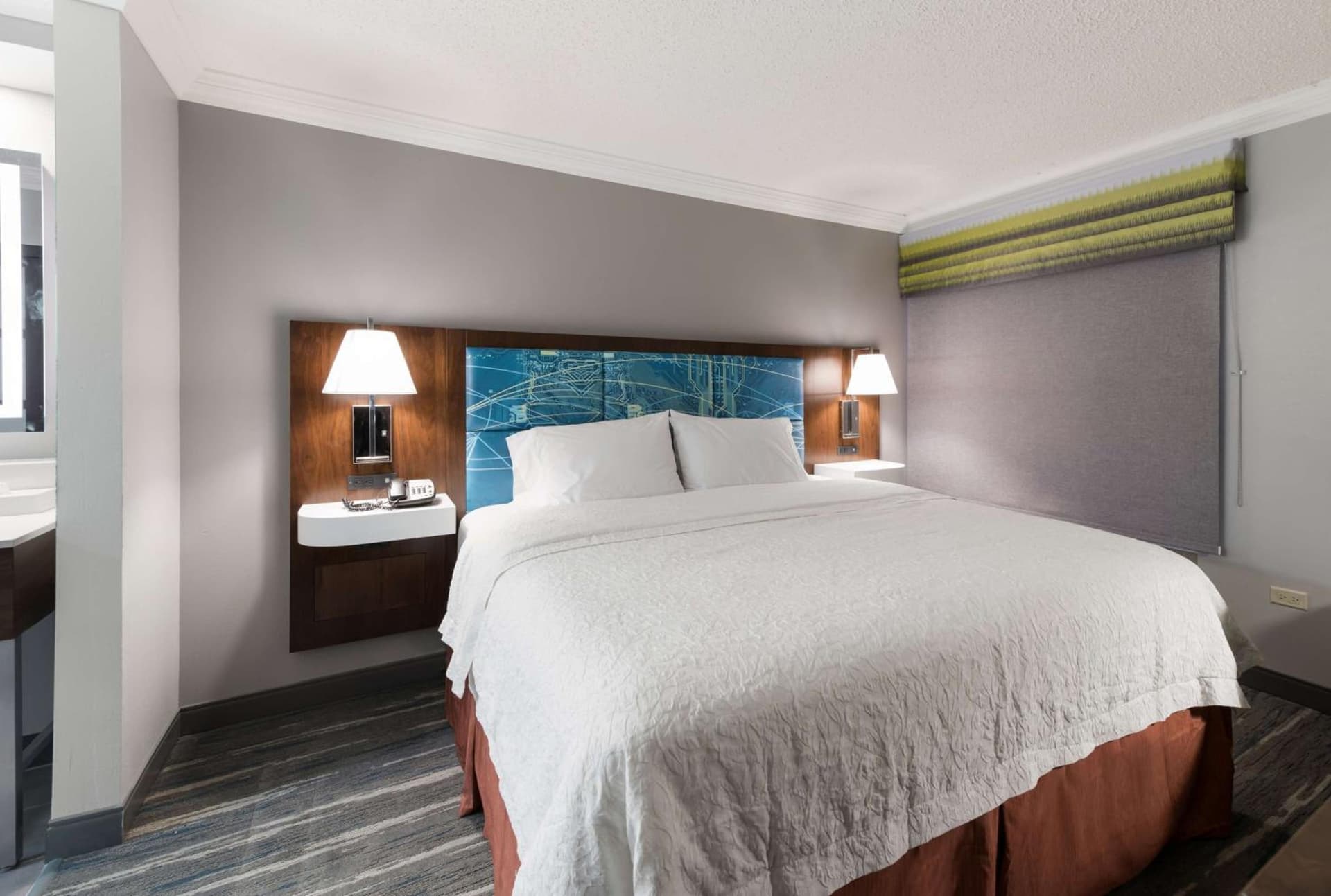 Hampton Inn & Suites Chicago-Hoffman Estates gallery photo in Hoffman Estates, IL — image 16