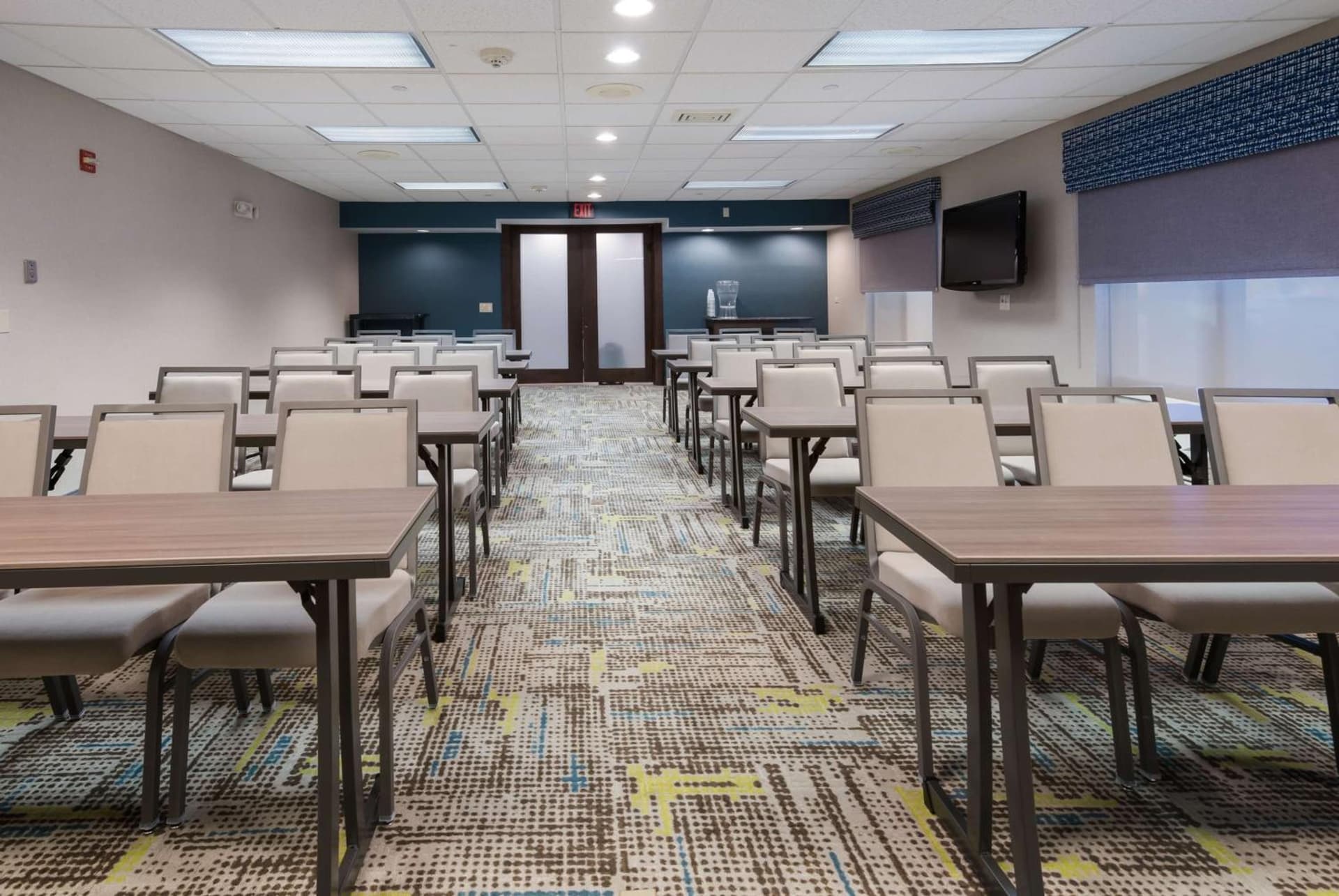 Hampton Inn & Suites Chicago-Hoffman Estates gallery photo in Hoffman Estates, IL — image 34
