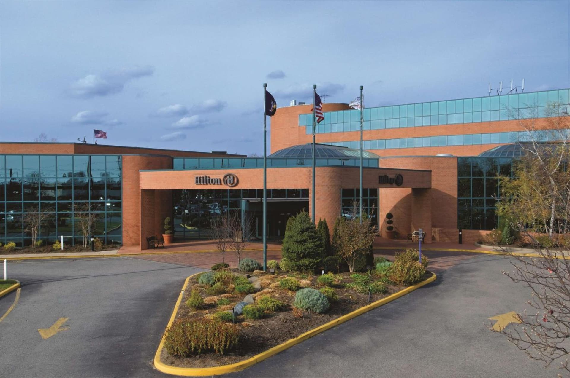 Hilton Long Island/Huntington featured exterior or lobby in Melville, NY — similar hotel