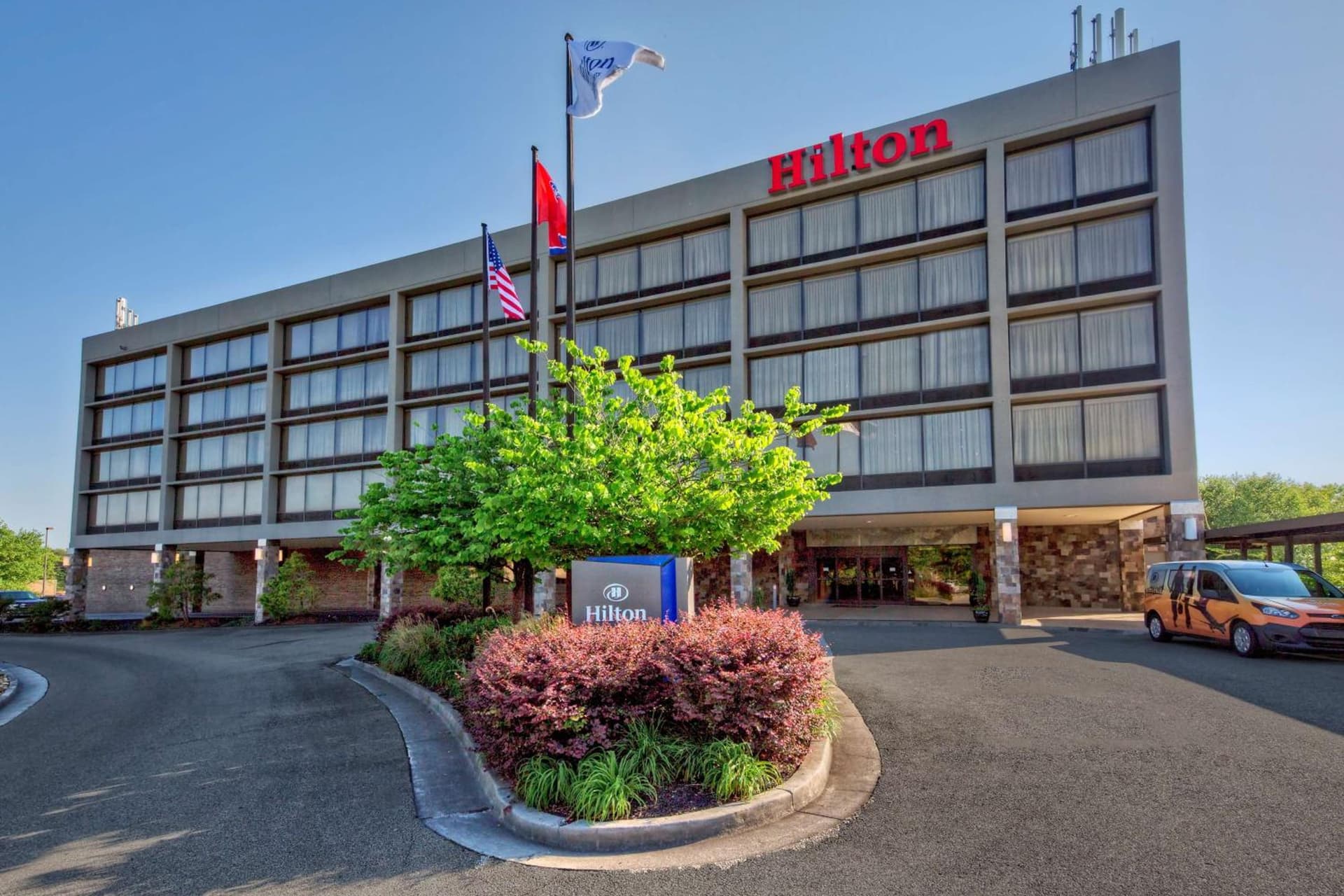 Hilton Knoxville Airport featured exterior or lobby in Alcoa, TN — similar hotel