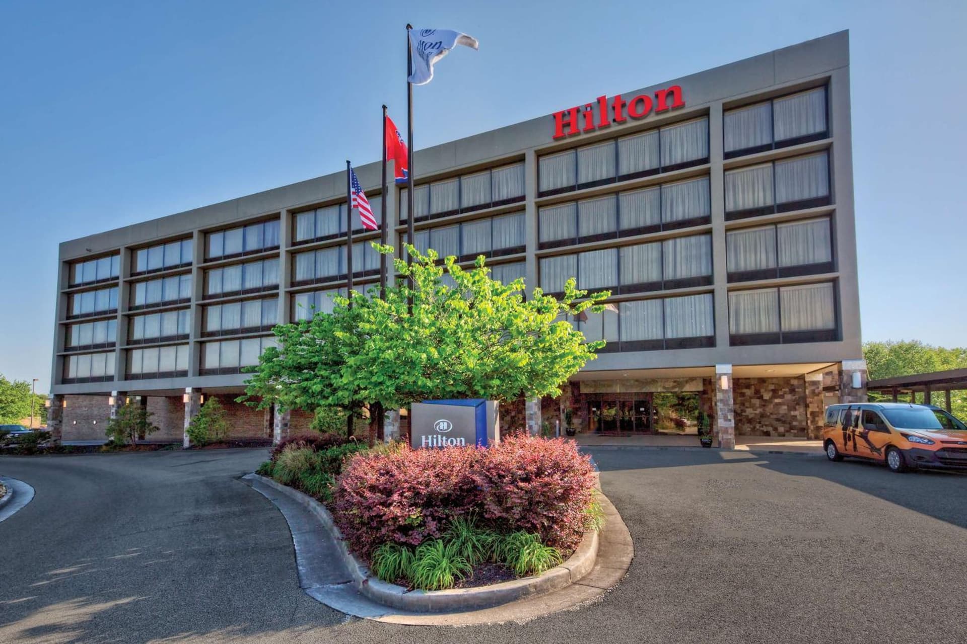 Hilton Knoxville Airport interior in Alcoa, TN — gallery photo 2