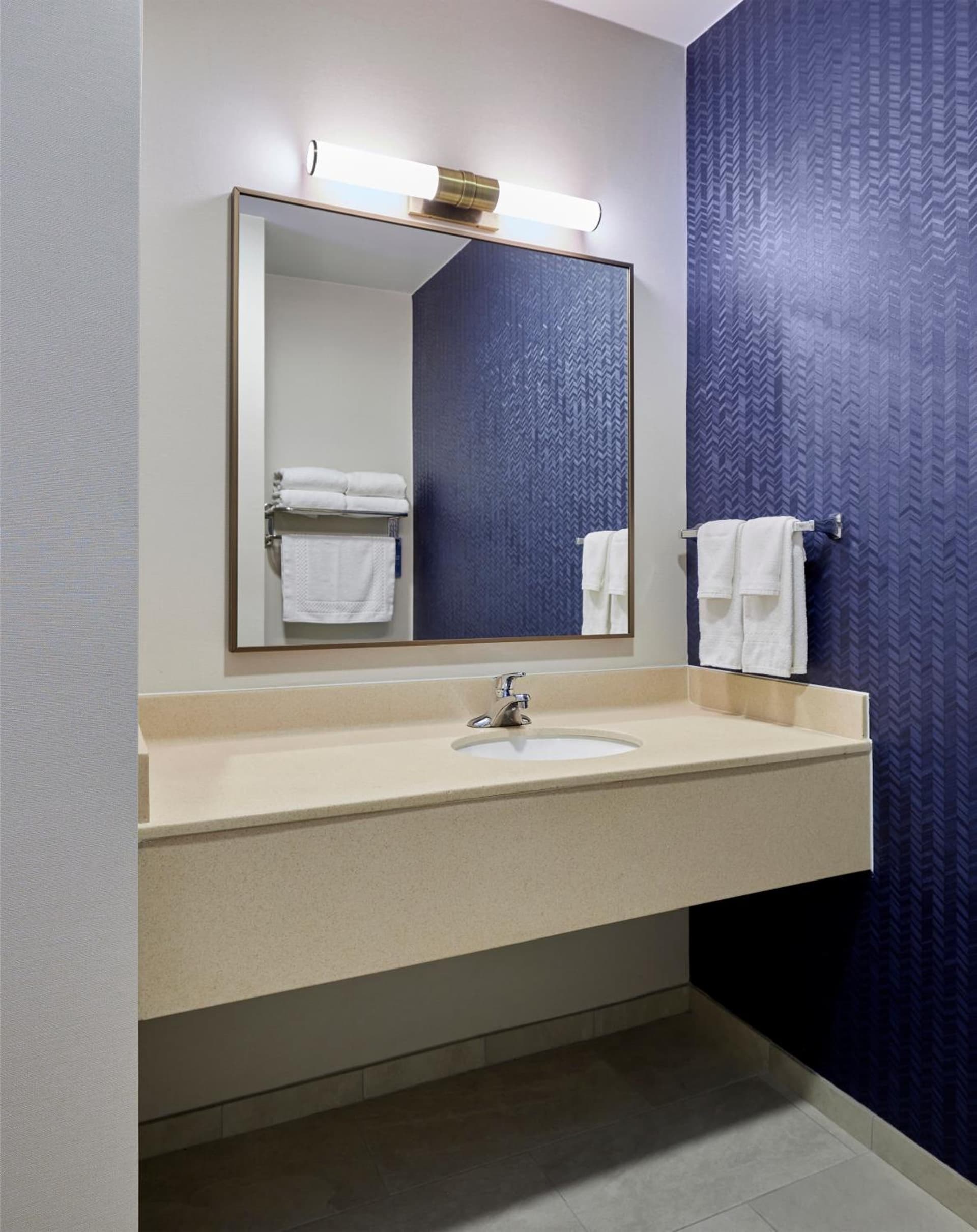 Fairfield Inn & Suites Burlington gallery photo in Burlington, WA — image 4
