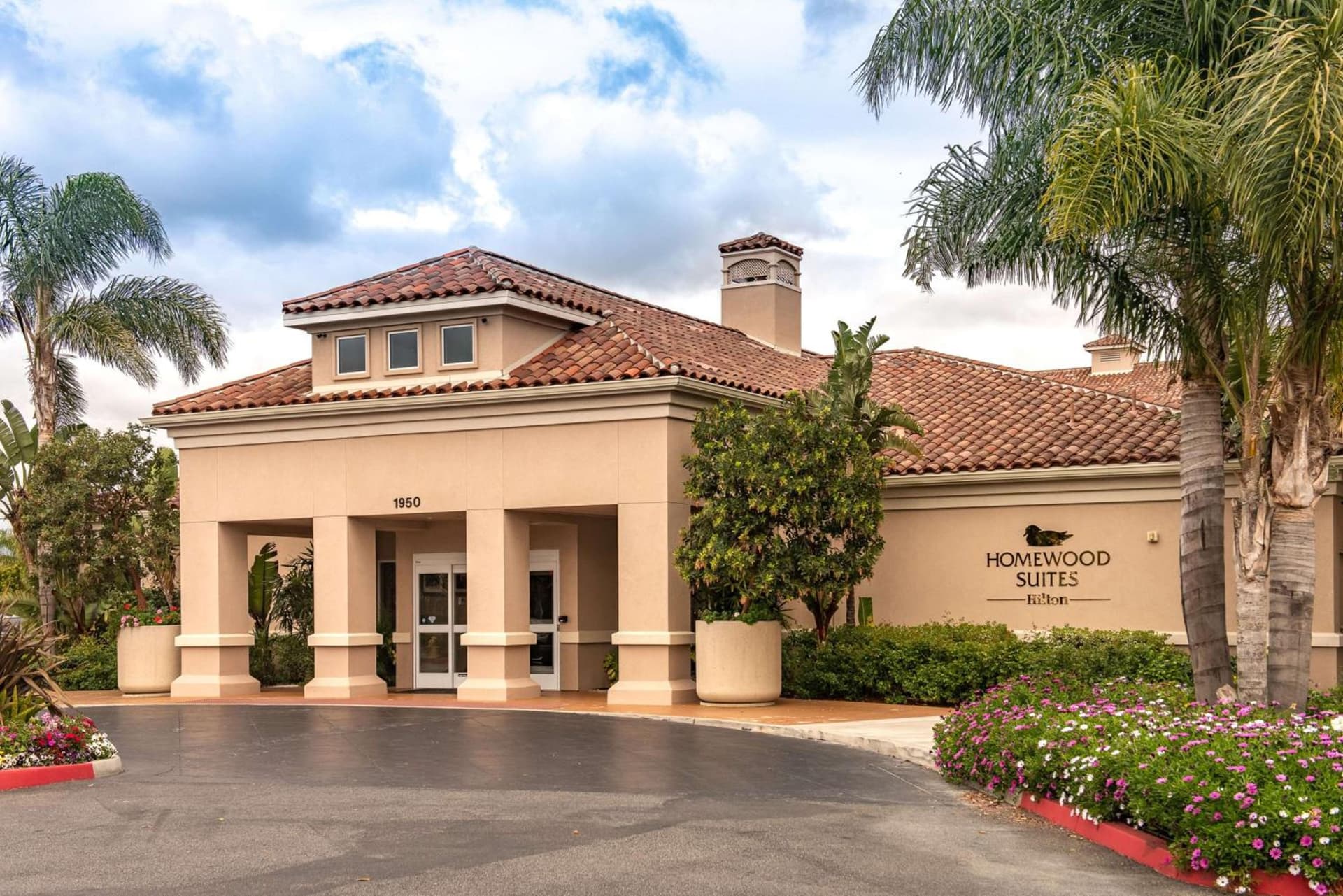 Homewood Suites by Hilton Oxnard/Camarillo property views in Oxnard, CA — gallery photo 3