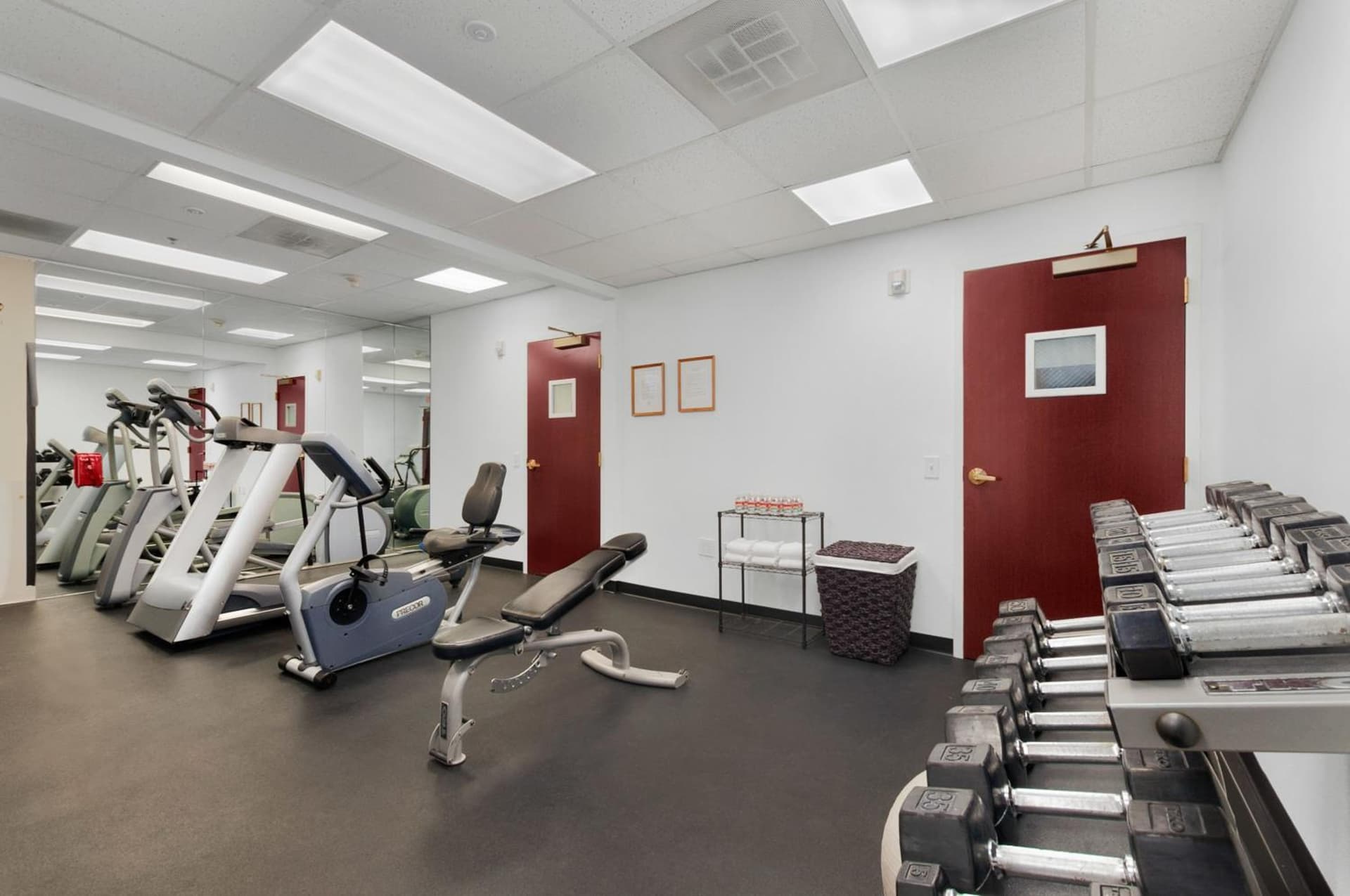 Hawthorn Extended Stay by Wyndham College Station gallery photo in College Station, TX — image 7