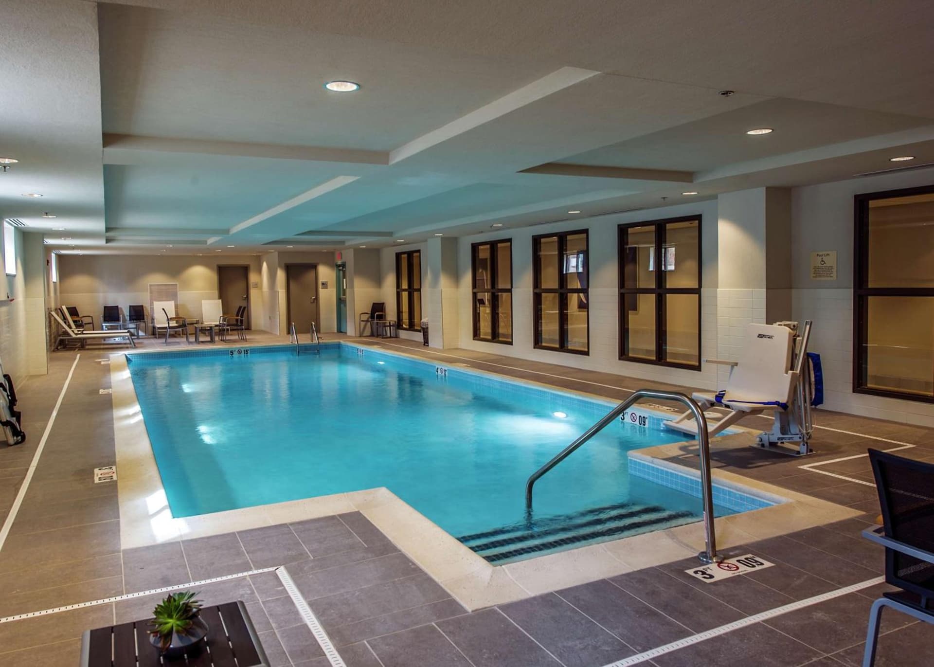 Hampton Inn & Suites/Foxborough/Mansfield gallery photo in Foxborough — image 14