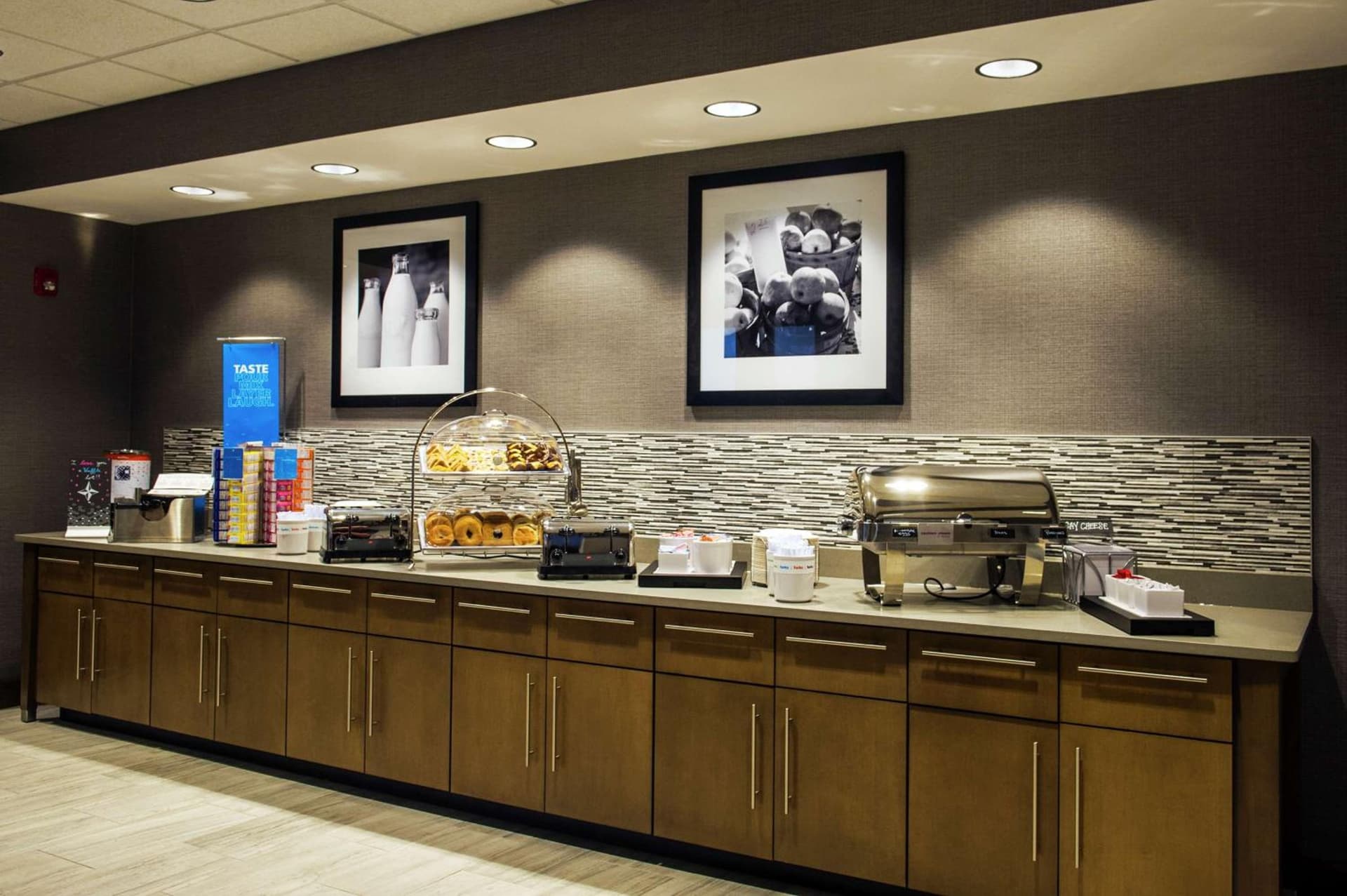Hampton Inn & Suites/Foxborough/Mansfield gallery photo in Foxborough — image 29