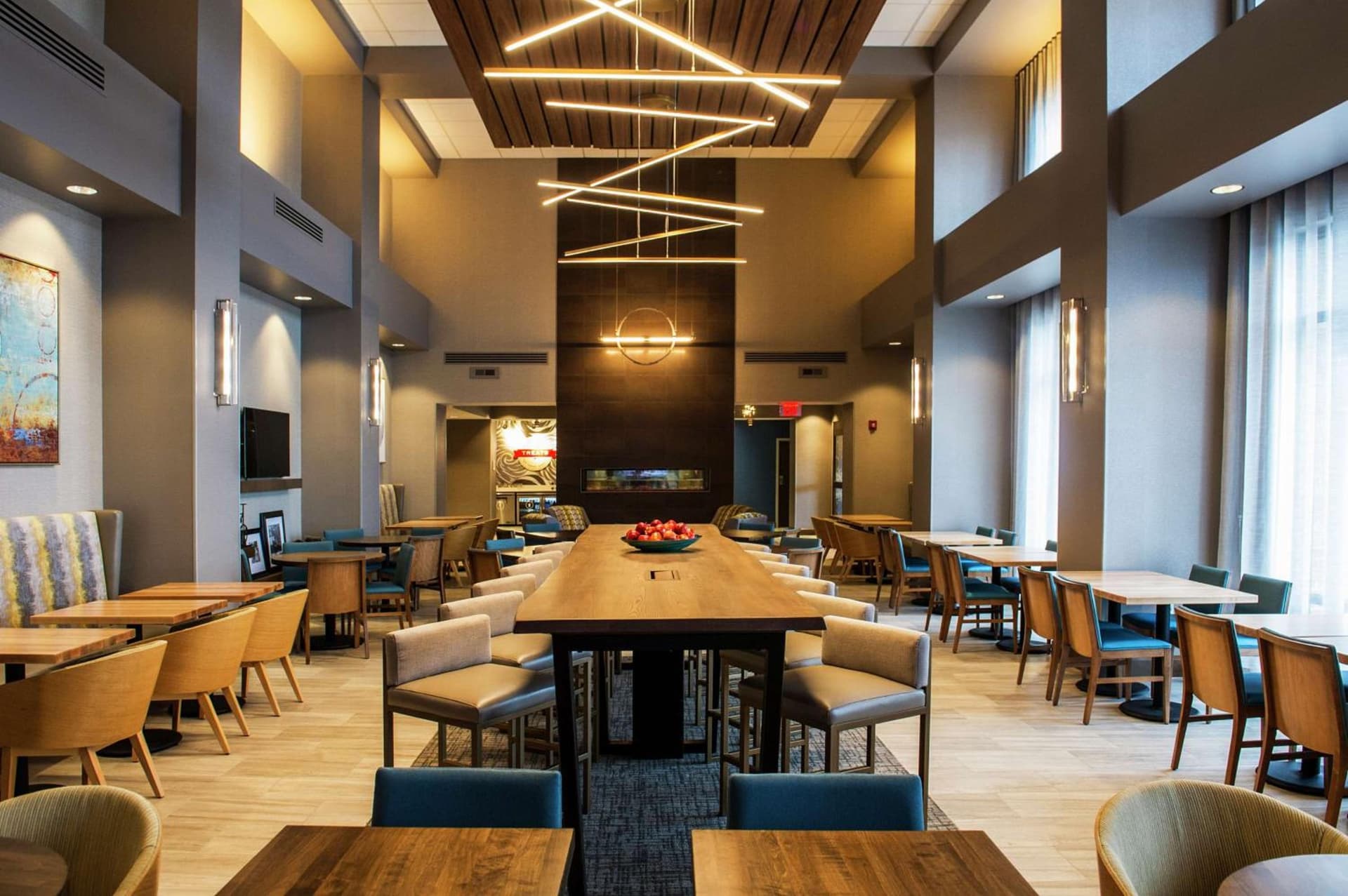 Hampton Inn & Suites/Foxborough/Mansfield gallery photo in Foxborough — image 35