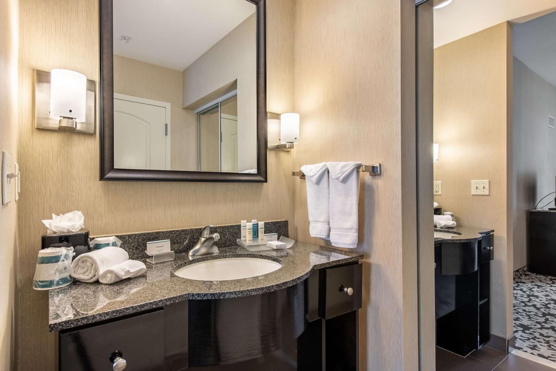 Homewood Suites by Hilton Oxnard/Camarillo gallery photo in Oxnard, CA — image 72