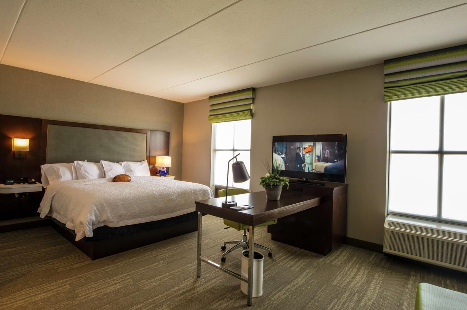 Hampton Inn & Suites/Foxborough/Mansfield gallery photo in Foxborough — image 38
