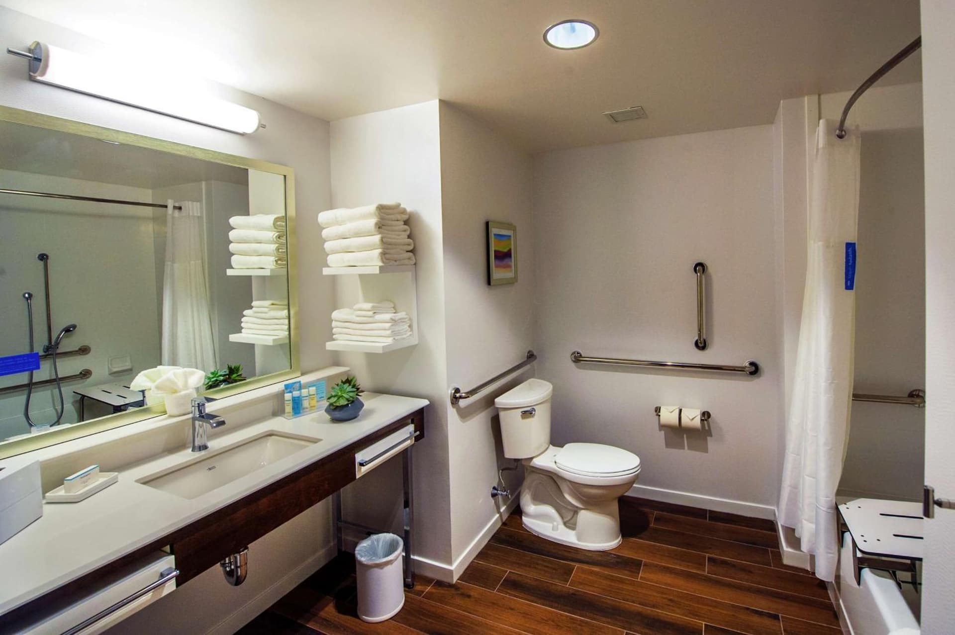 Hampton Inn & Suites/Foxborough/Mansfield gallery photo in Foxborough — image 12