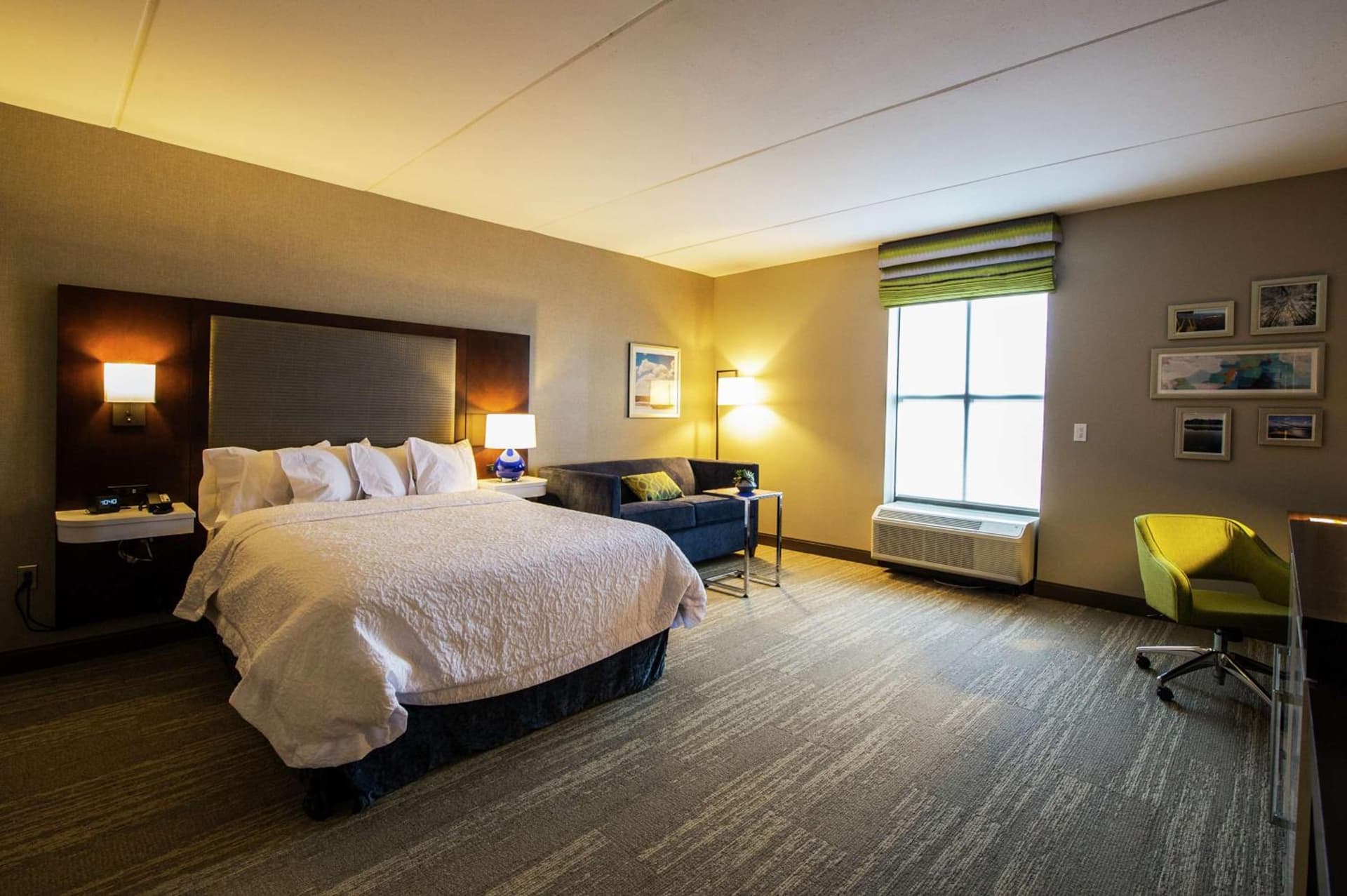 Hampton Inn & Suites/Foxborough/Mansfield gallery photo in Foxborough — image 32