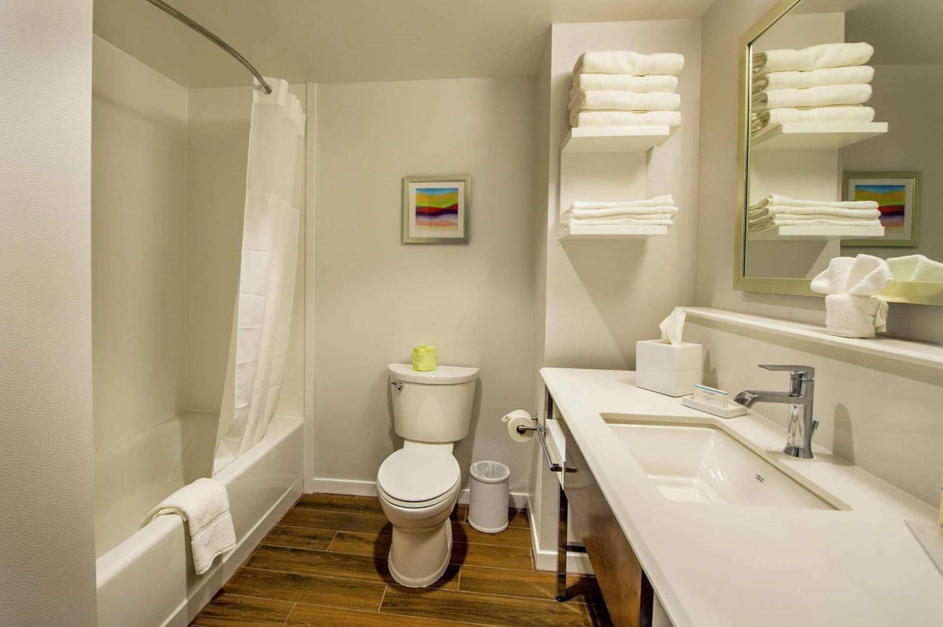Hampton Inn & Suites/Foxborough/Mansfield gallery photo in Foxborough — image 21