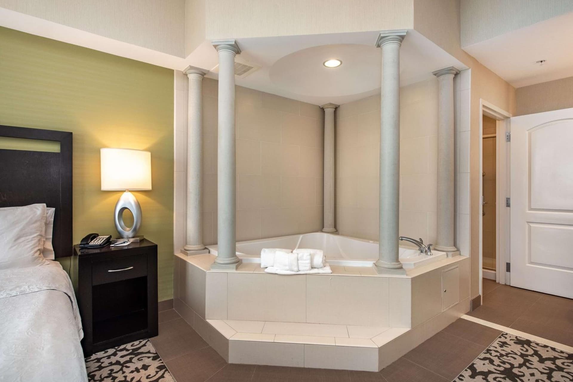 Homewood Suites by Hilton Oxnard/Camarillo gallery photo in Oxnard, CA — image 9