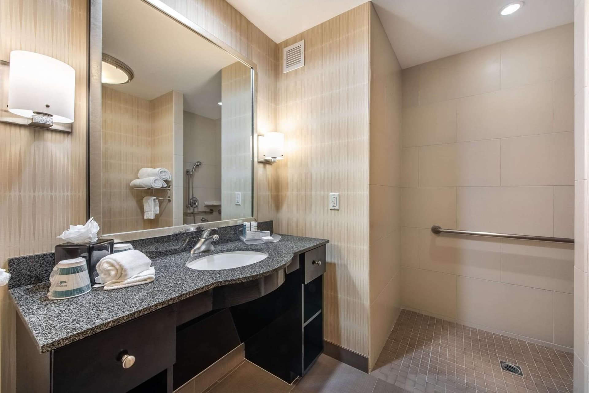 Homewood Suites by Hilton Oxnard/Camarillo gallery photo in Oxnard, CA — image 78