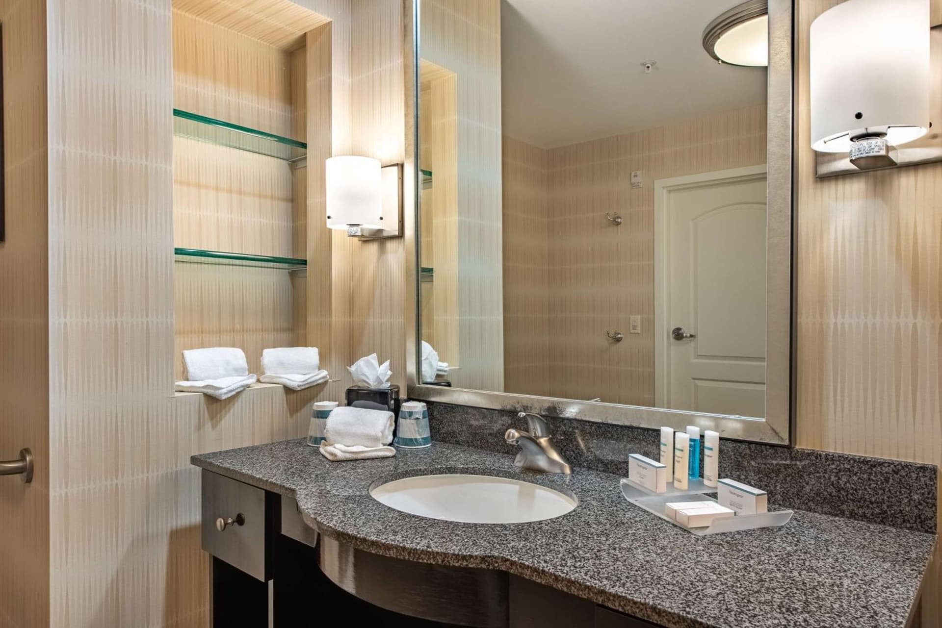 Homewood Suites by Hilton Oxnard/Camarillo gallery photo in Oxnard, CA — image 16