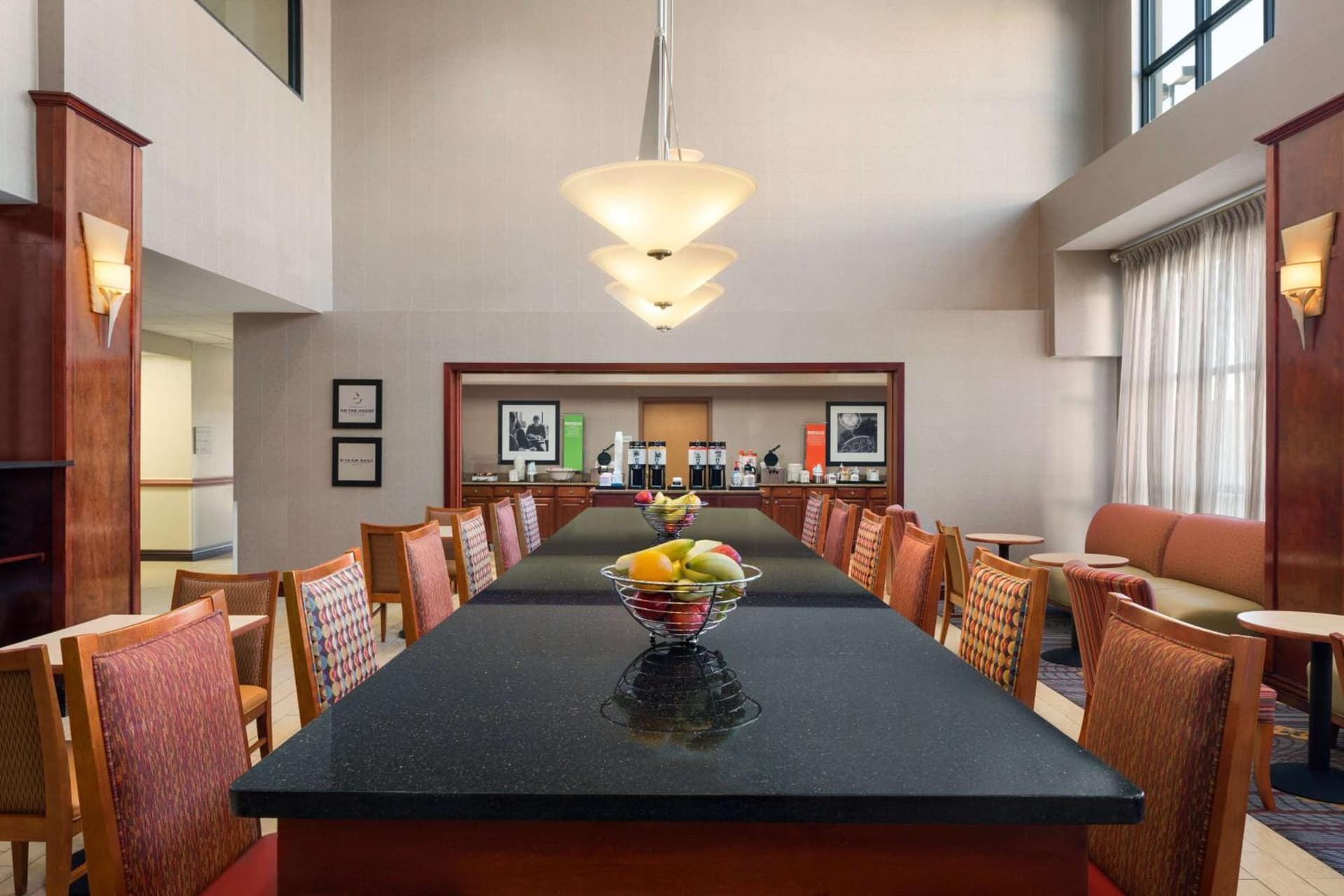 Hampton Inn & Suites Detroit Sterling Heights gallery photo in Sterling Heights, MI — image 10