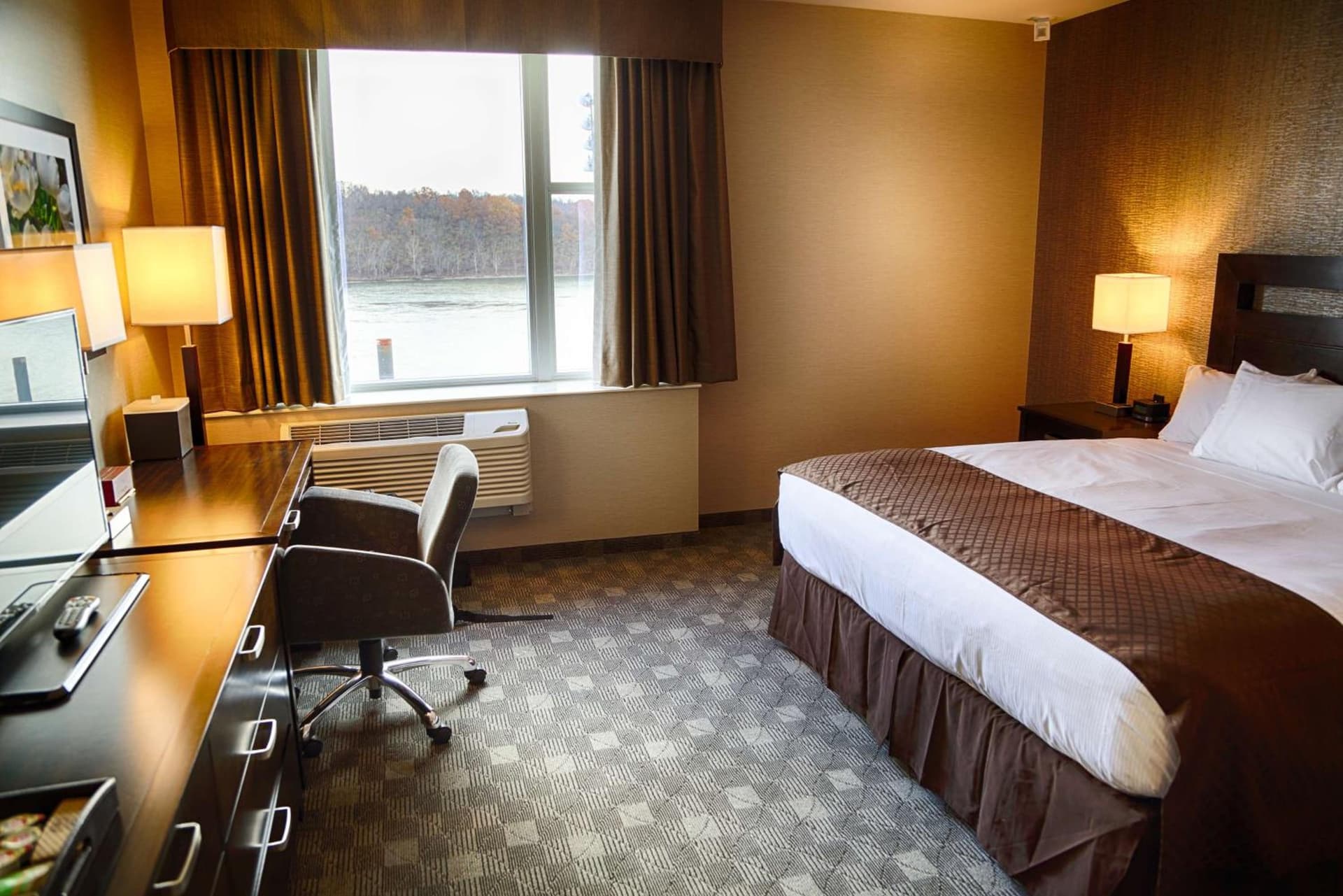 DoubleTree by Hilton Lawrenceburg gallery photo in Lawrenceburg, IN — image 5