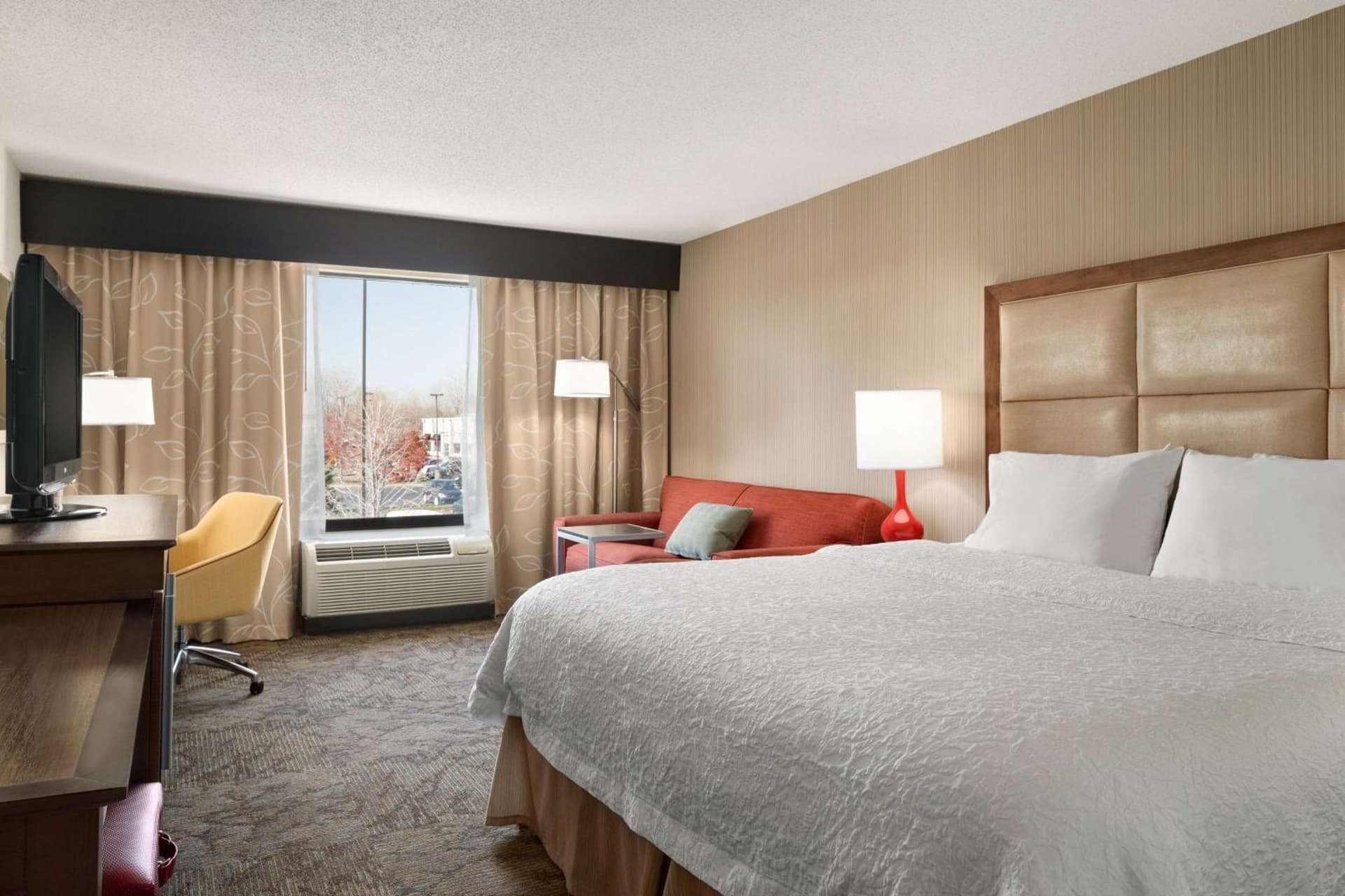 Hampton Inn & Suites Detroit Sterling Heights gallery photo in Sterling Heights, MI — image 21