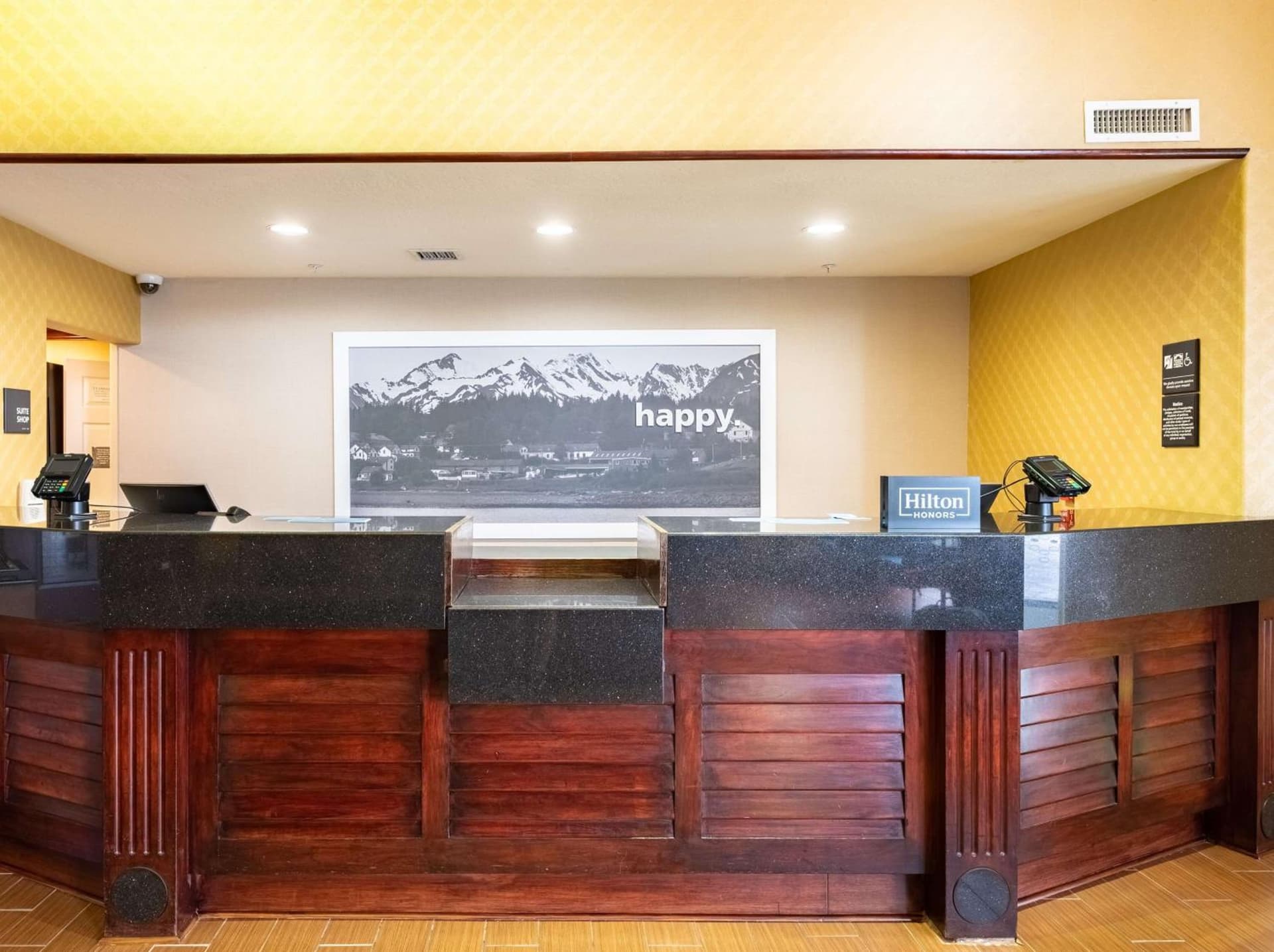 Hampton Inn & Suites Salt Lake City Airport property views in Salt Lake City, UT — gallery photo 3
