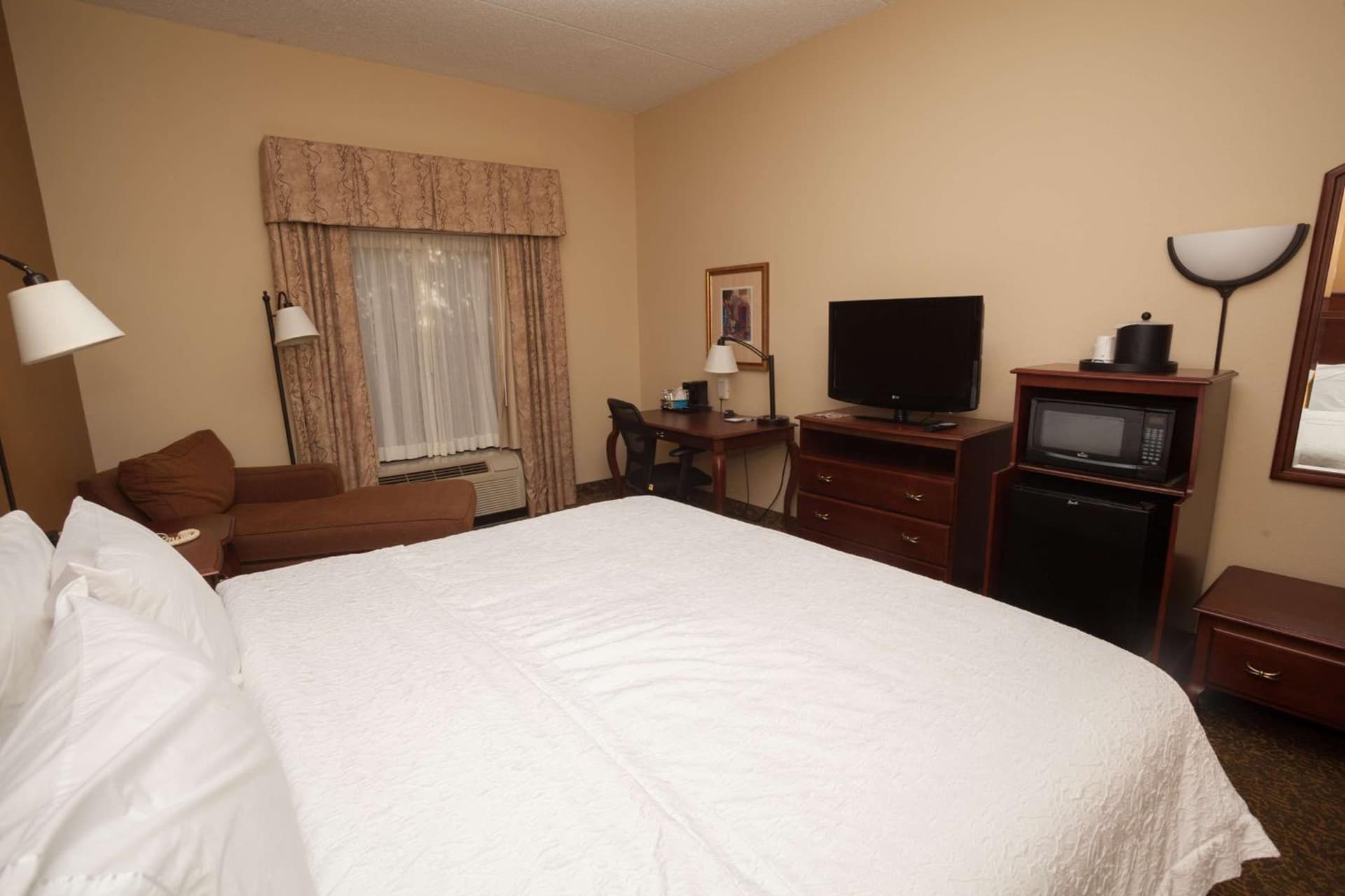 Hampton Inn Oneonta gallery photo in Oneonta, NY — image 6