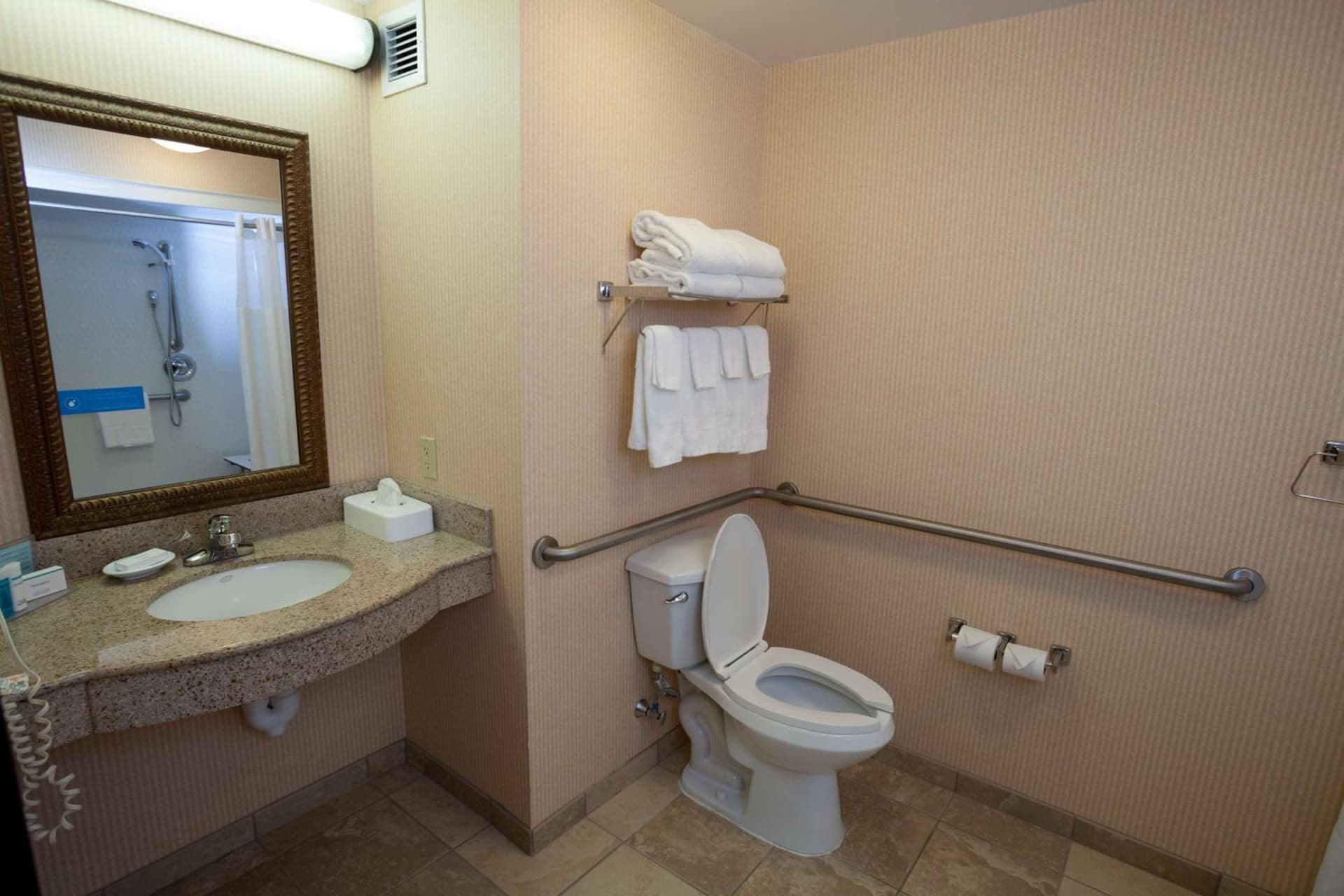 Hampton Inn Oneonta gallery photo in Oneonta, NY — image 5