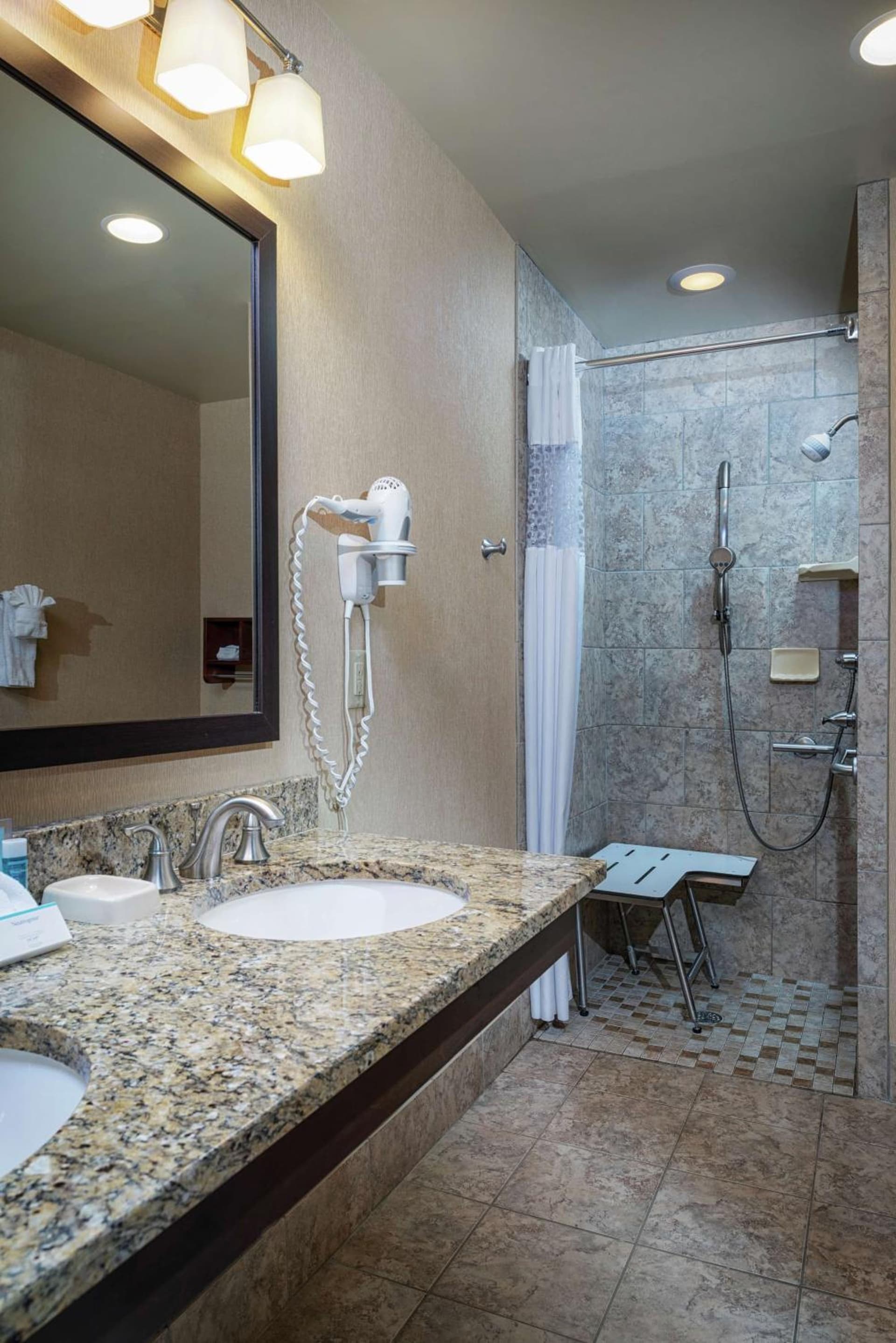 Hampton Inn Tuscaloosa-University gallery photo in Tuscaloosa, AL — image 36