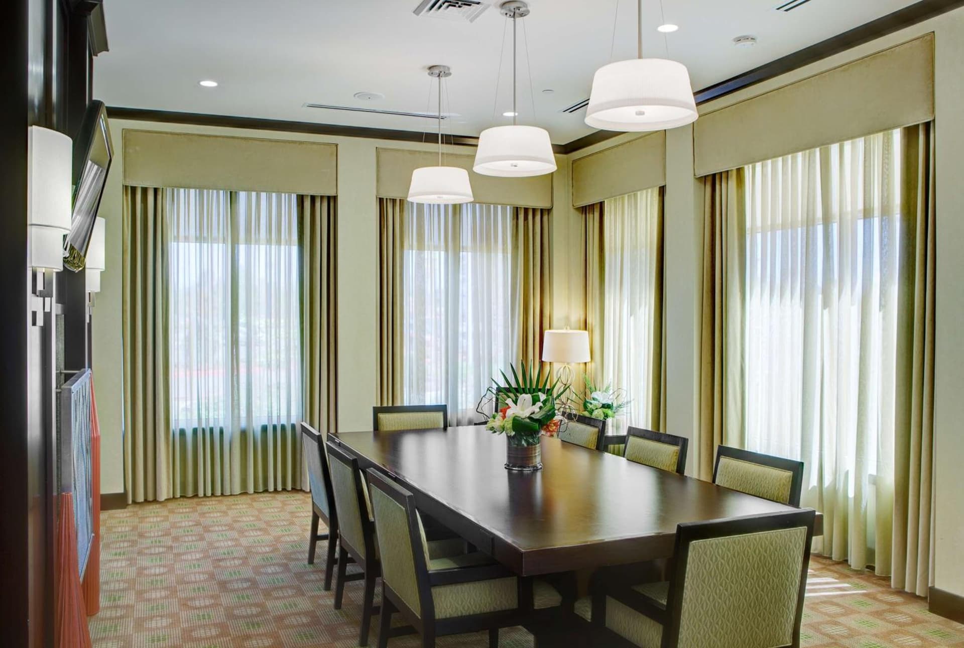 Hilton Garden Inn Eugene/Springfield property views in Springfield, OR — gallery photo 3