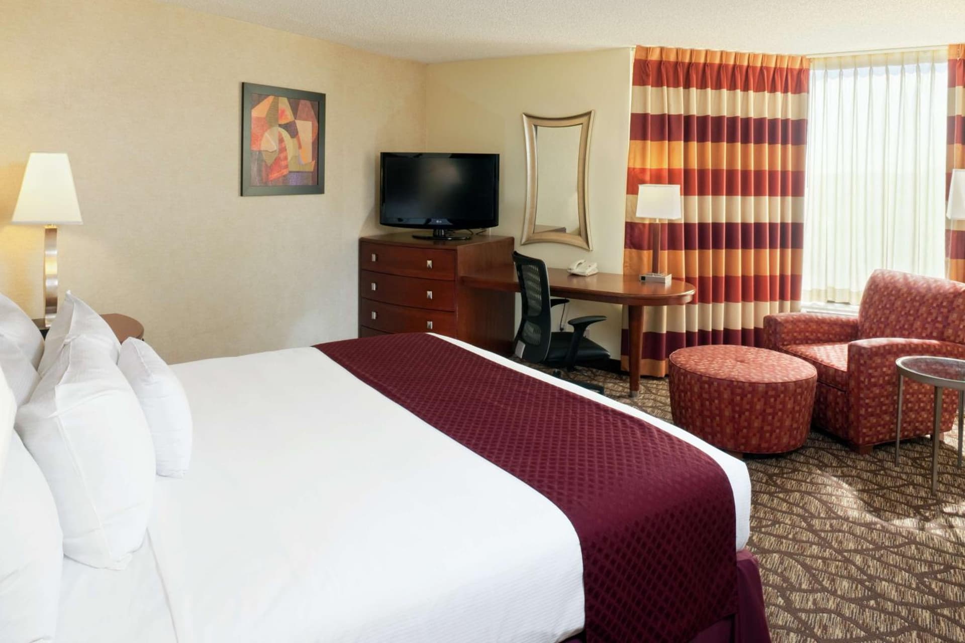 DoubleTree by Hilton Murfreesboro property views in Murfreesboro, TN — gallery photo 3