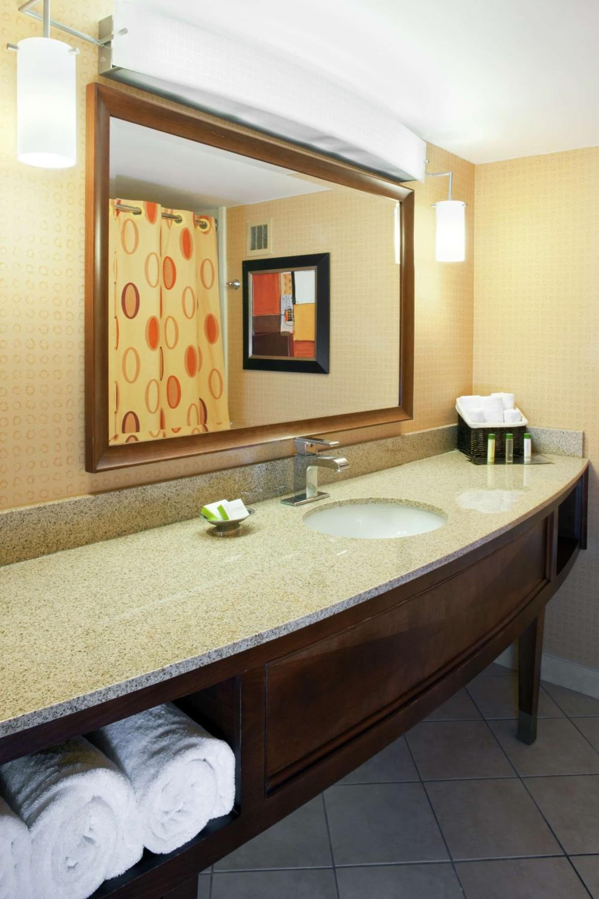 DoubleTree by Hilton Murfreesboro gallery photo in Murfreesboro, TN — image 23