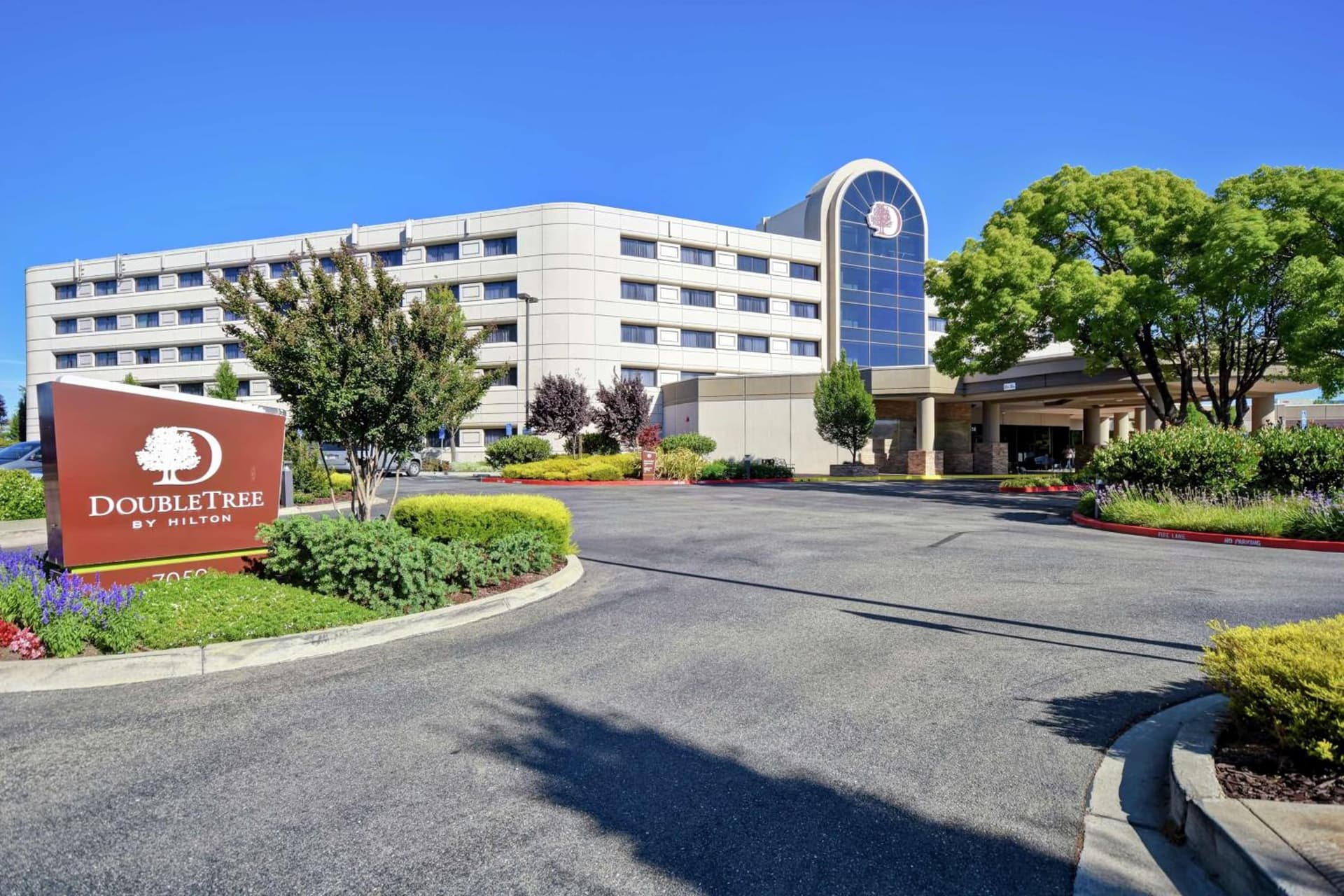 DoubleTree by Hilton Pleasanton at The Club gallery photo in Pleasanton, CA — image 12