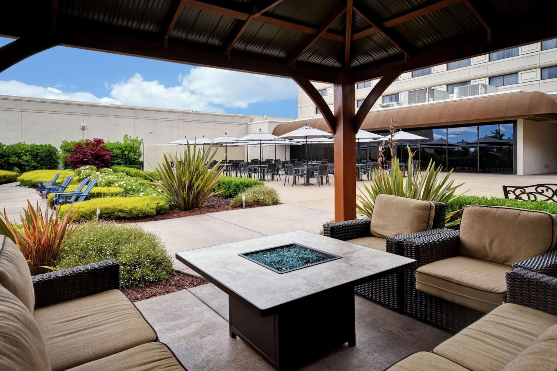 DoubleTree by Hilton Pleasanton at The Club gallery photo in Pleasanton, CA — image 37