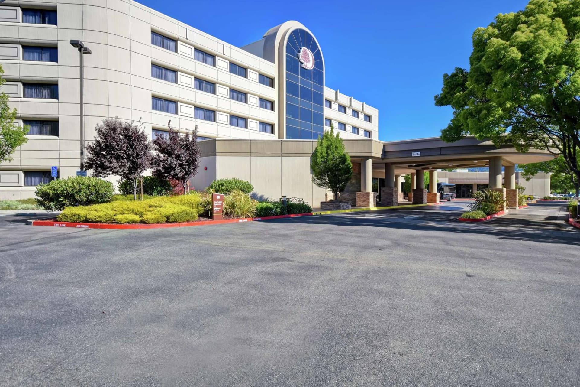DoubleTree by Hilton Pleasanton at The Club gallery photo in Pleasanton, CA — image 20