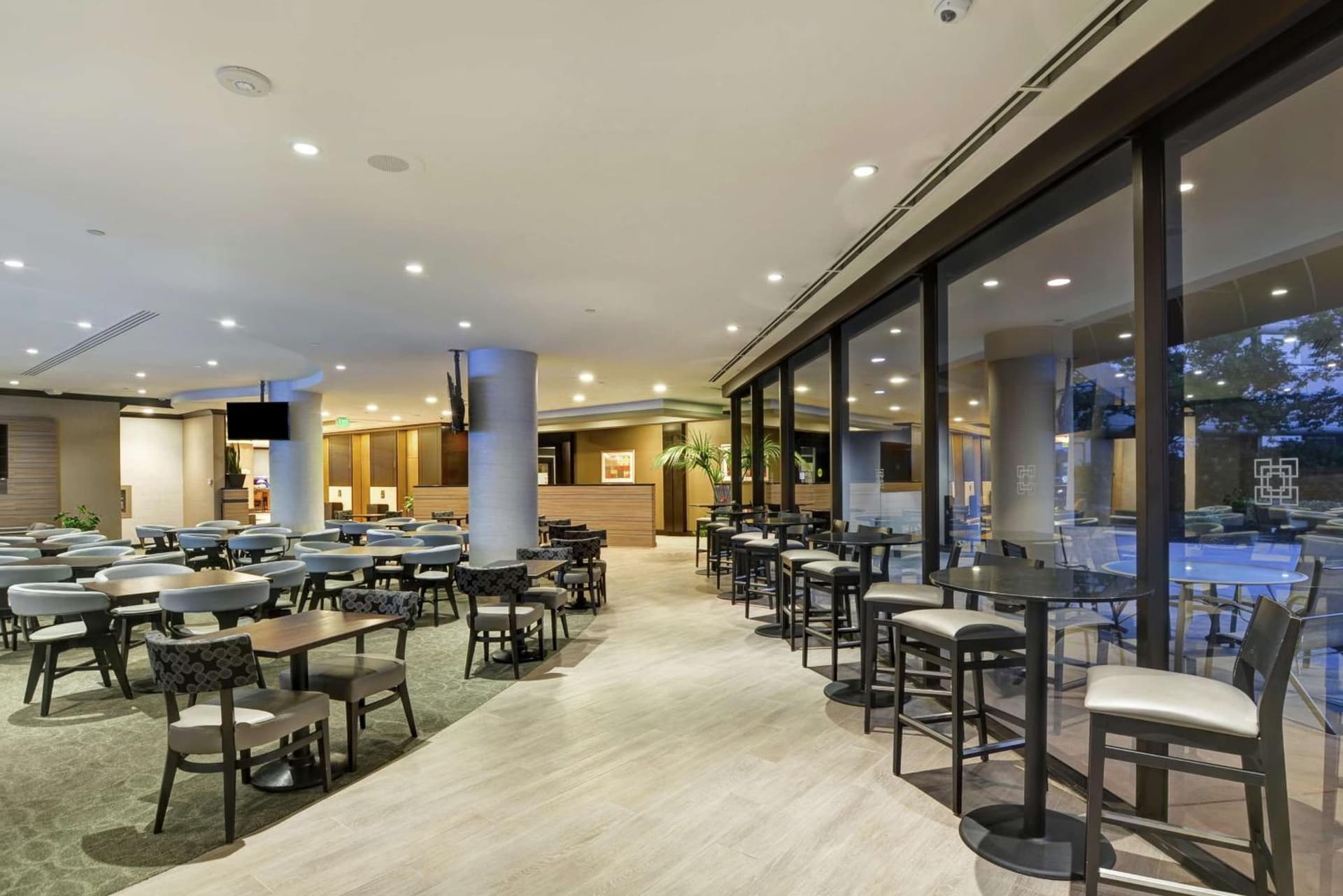 DoubleTree by Hilton Pleasanton at The Club gallery photo in Pleasanton, CA — image 36