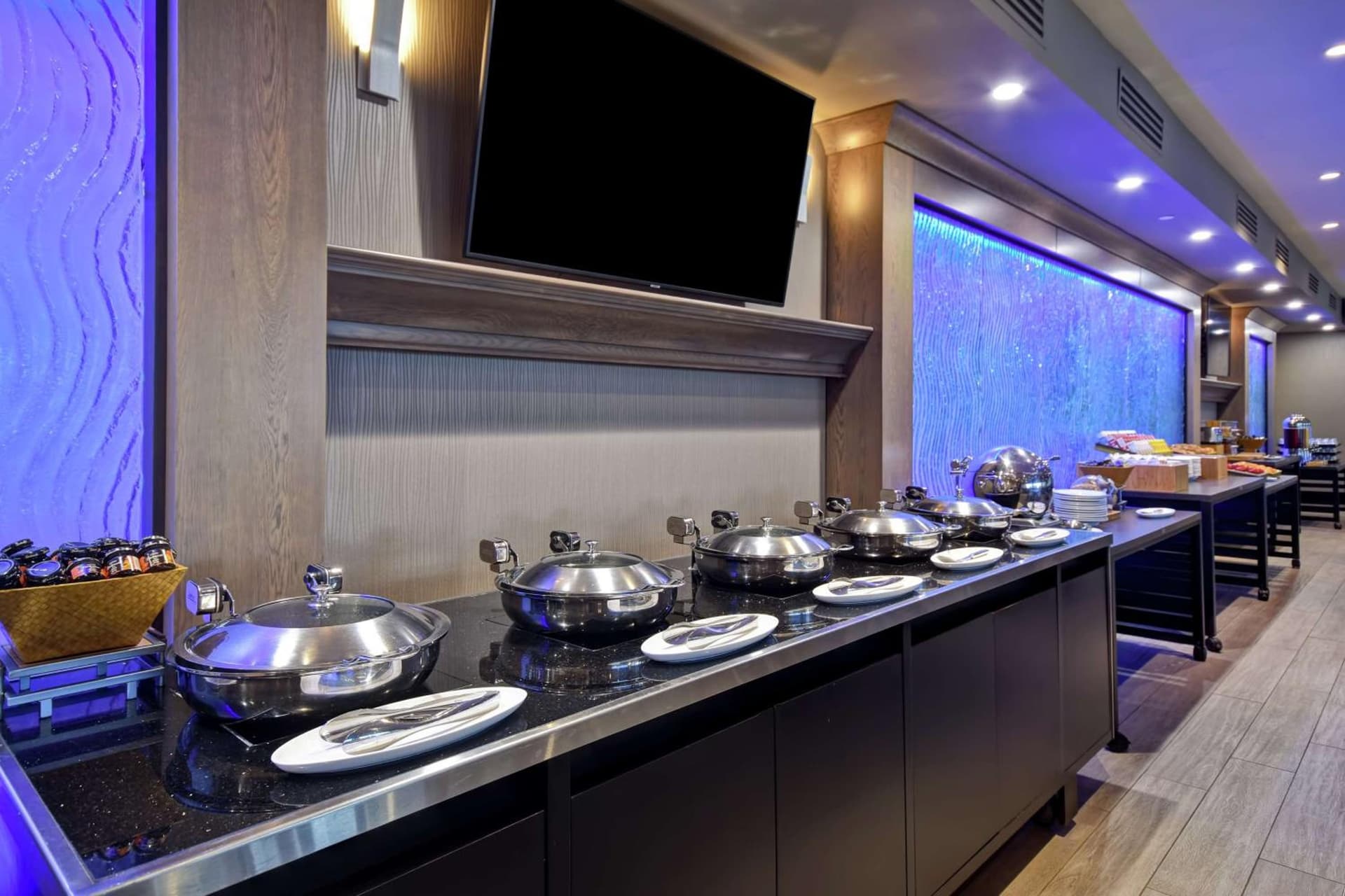 DoubleTree by Hilton Pleasanton at The Club gallery photo in Pleasanton, CA — image 23