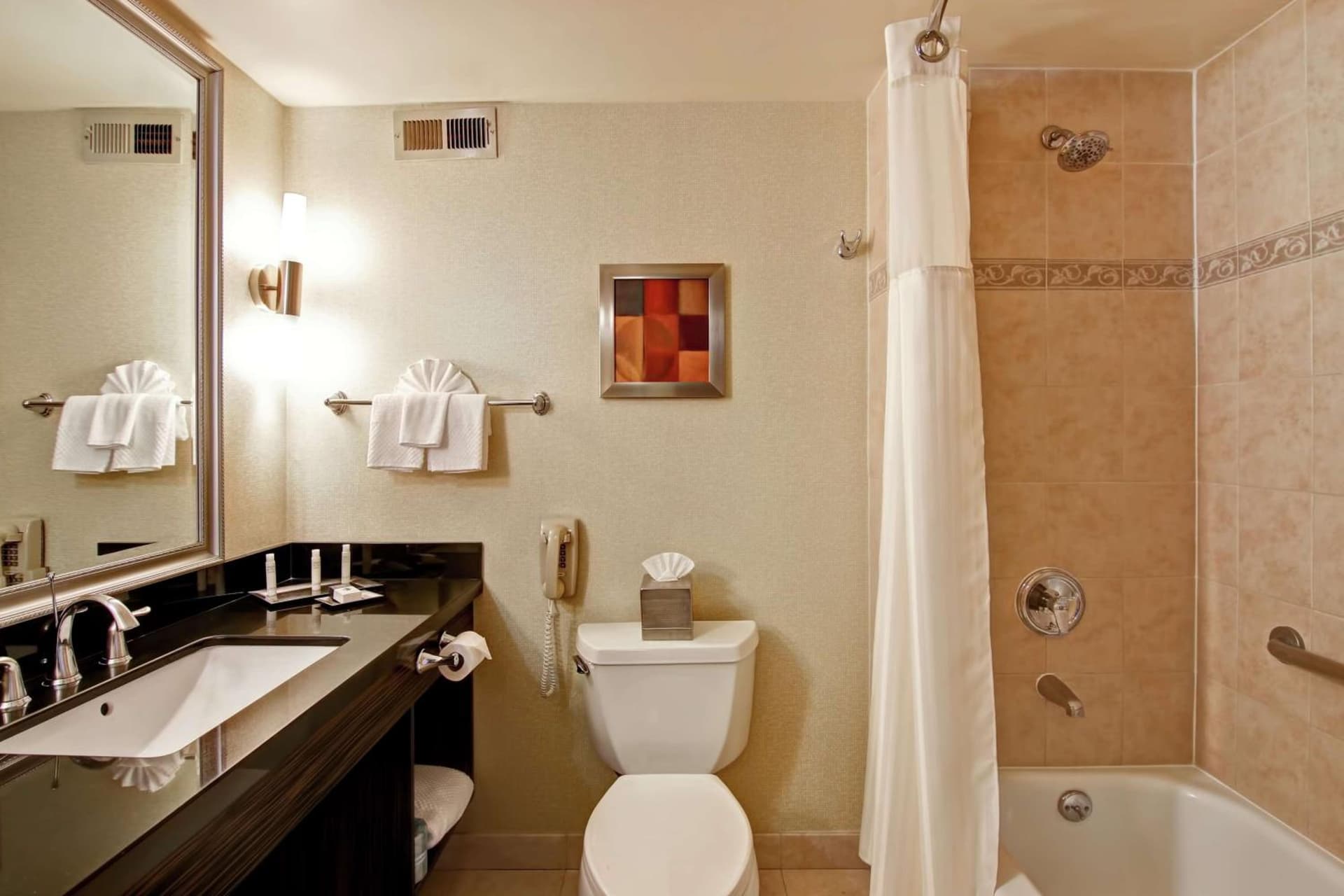 DoubleTree by Hilton Pleasanton at The Club gallery photo in Pleasanton, CA — image 67