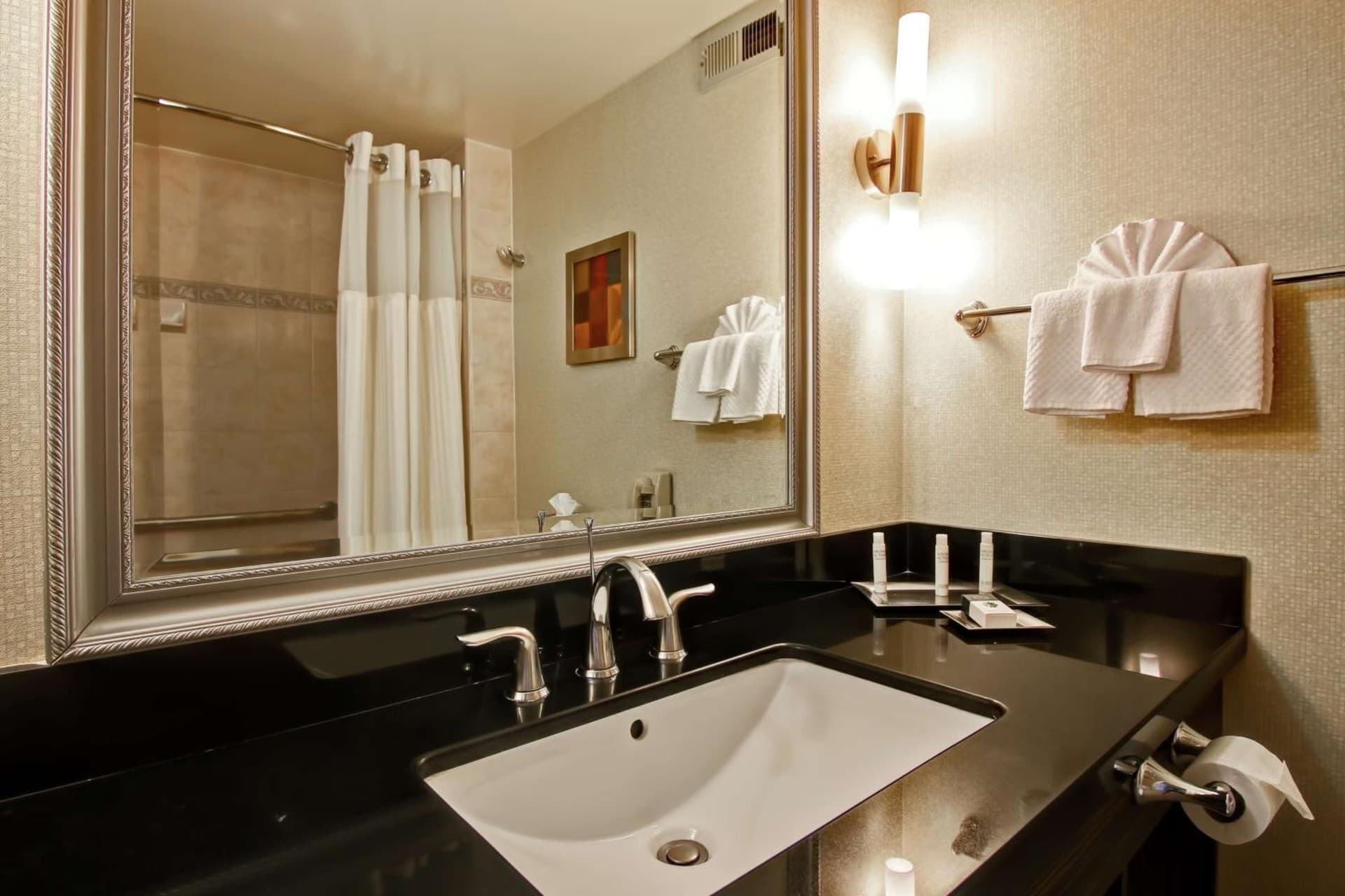 DoubleTree by Hilton Pleasanton at The Club gallery photo in Pleasanton, CA — image 55