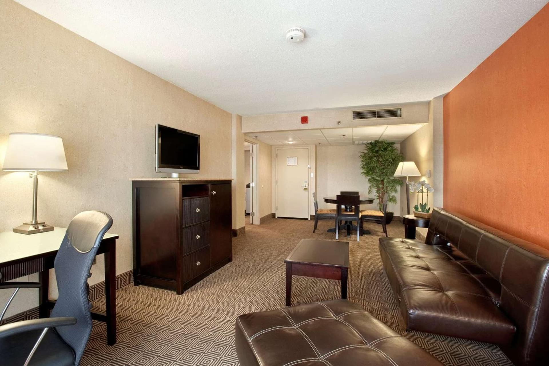 DoubleTree by Hilton Springfield gallery photo in Springfield, MO — image 15