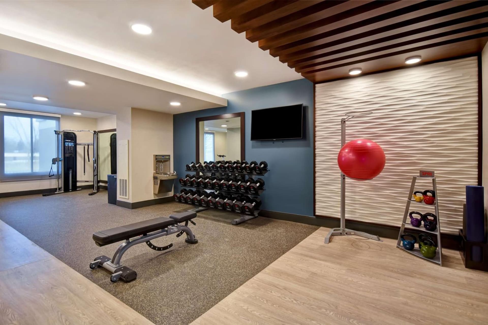 Embassy Suites Syracuse gallery photo in East Syracuse, NY — image 47