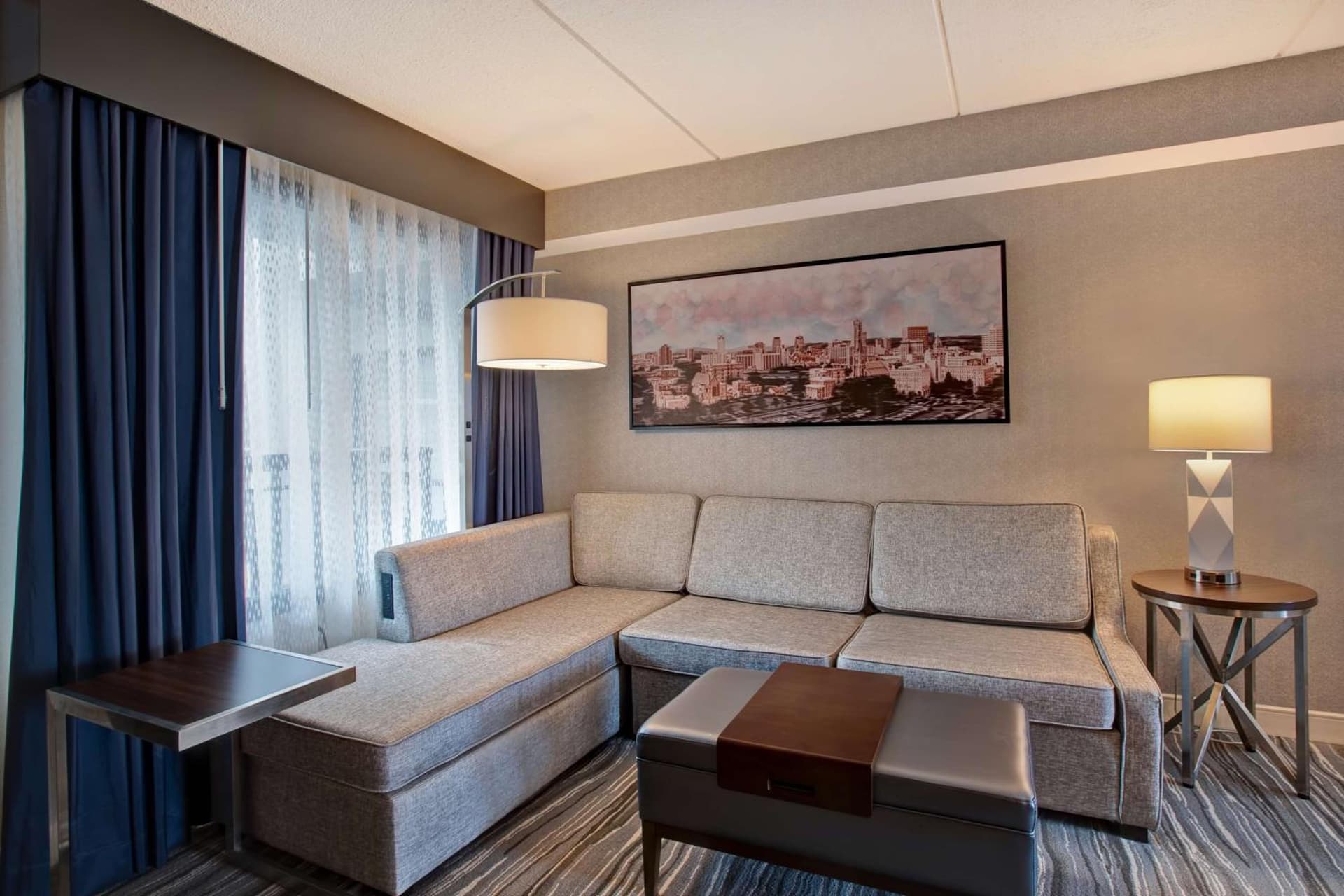 Embassy Suites Syracuse gallery photo in East Syracuse, NY — image 49