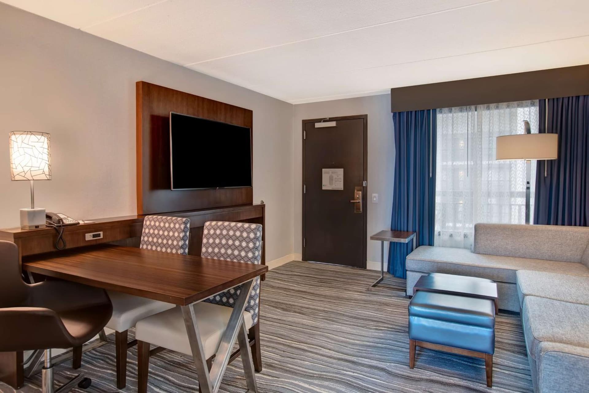 Embassy Suites Syracuse gallery photo in East Syracuse, NY — image 6