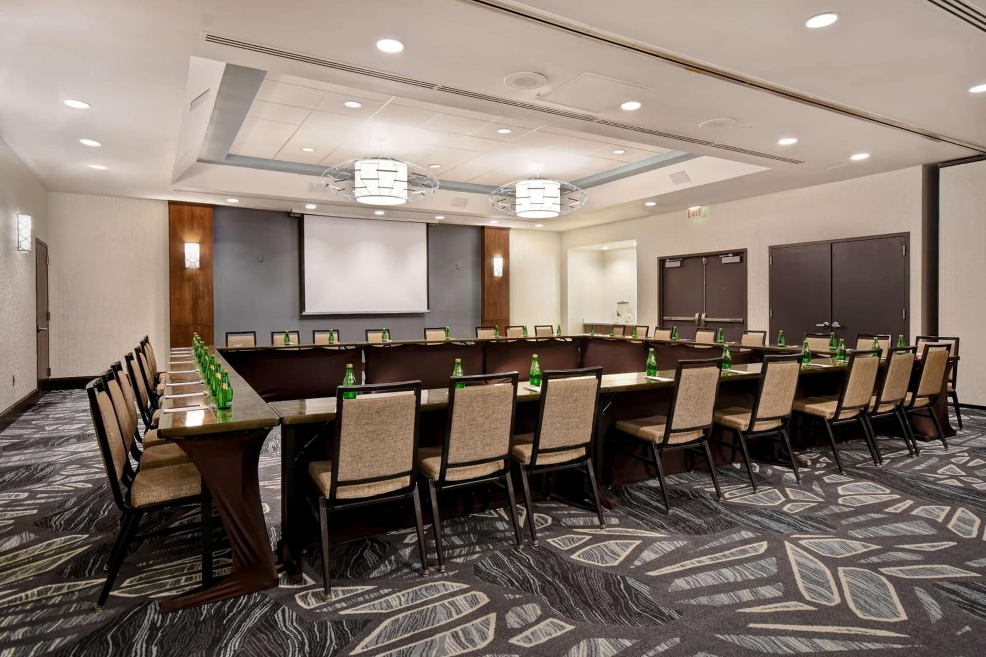 Embassy Suites Syracuse gallery photo in East Syracuse, NY — image 39