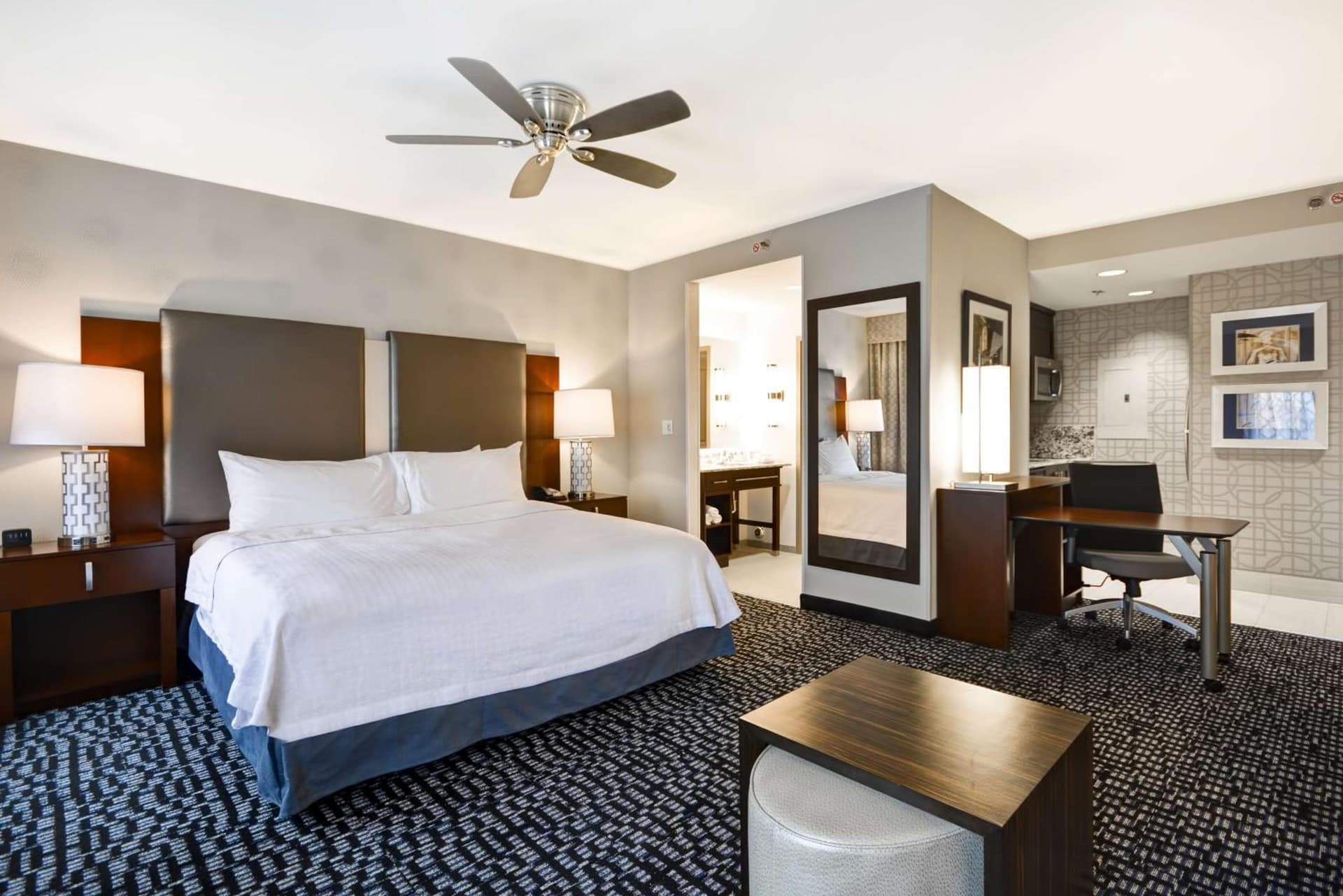 Homewood Suites by Hilton Birmingham Downtown Near UAB gallery photo in Birmingham, AL — image 37