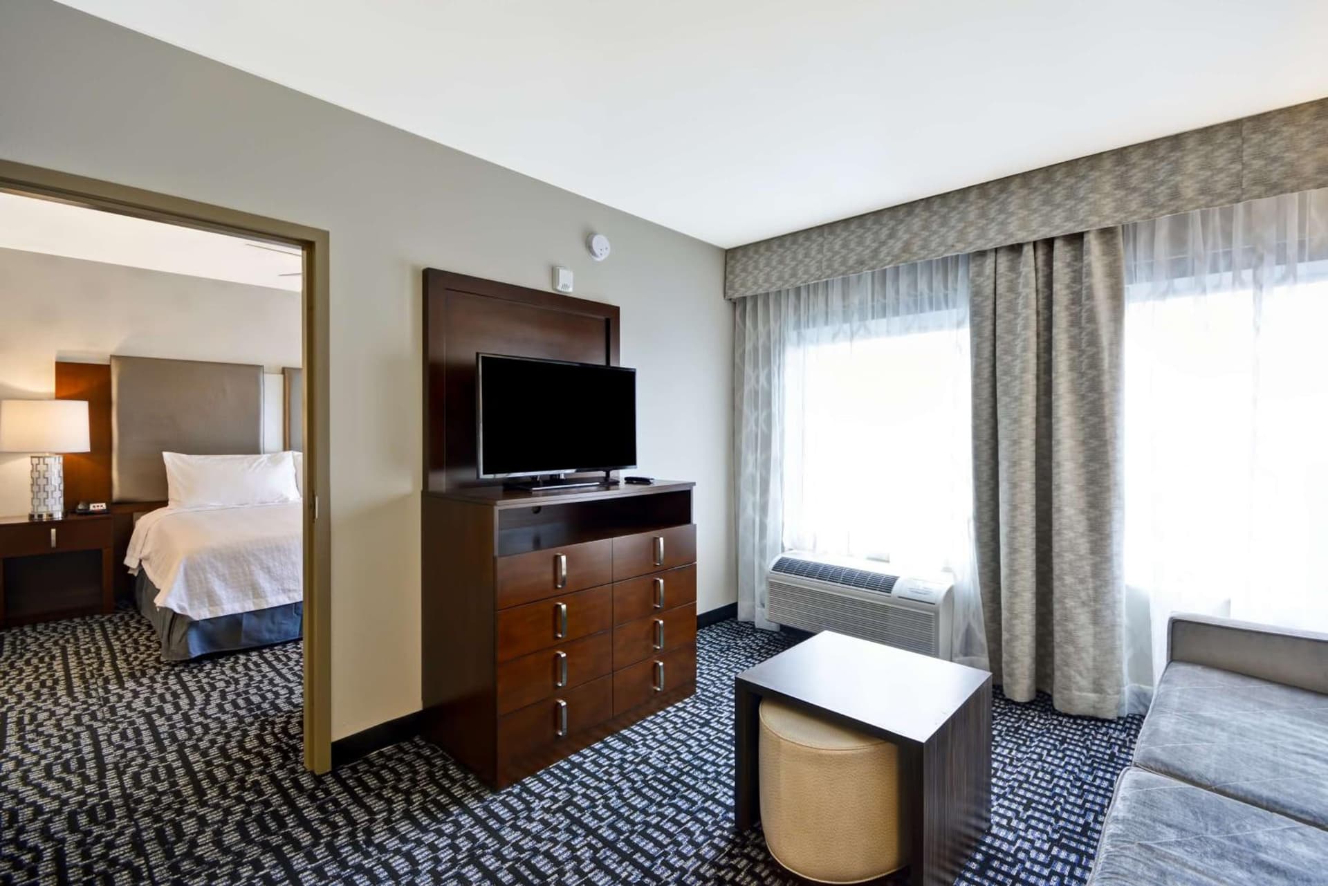 Homewood Suites by Hilton Birmingham Downtown Near UAB gallery photo in Birmingham, AL — image 9