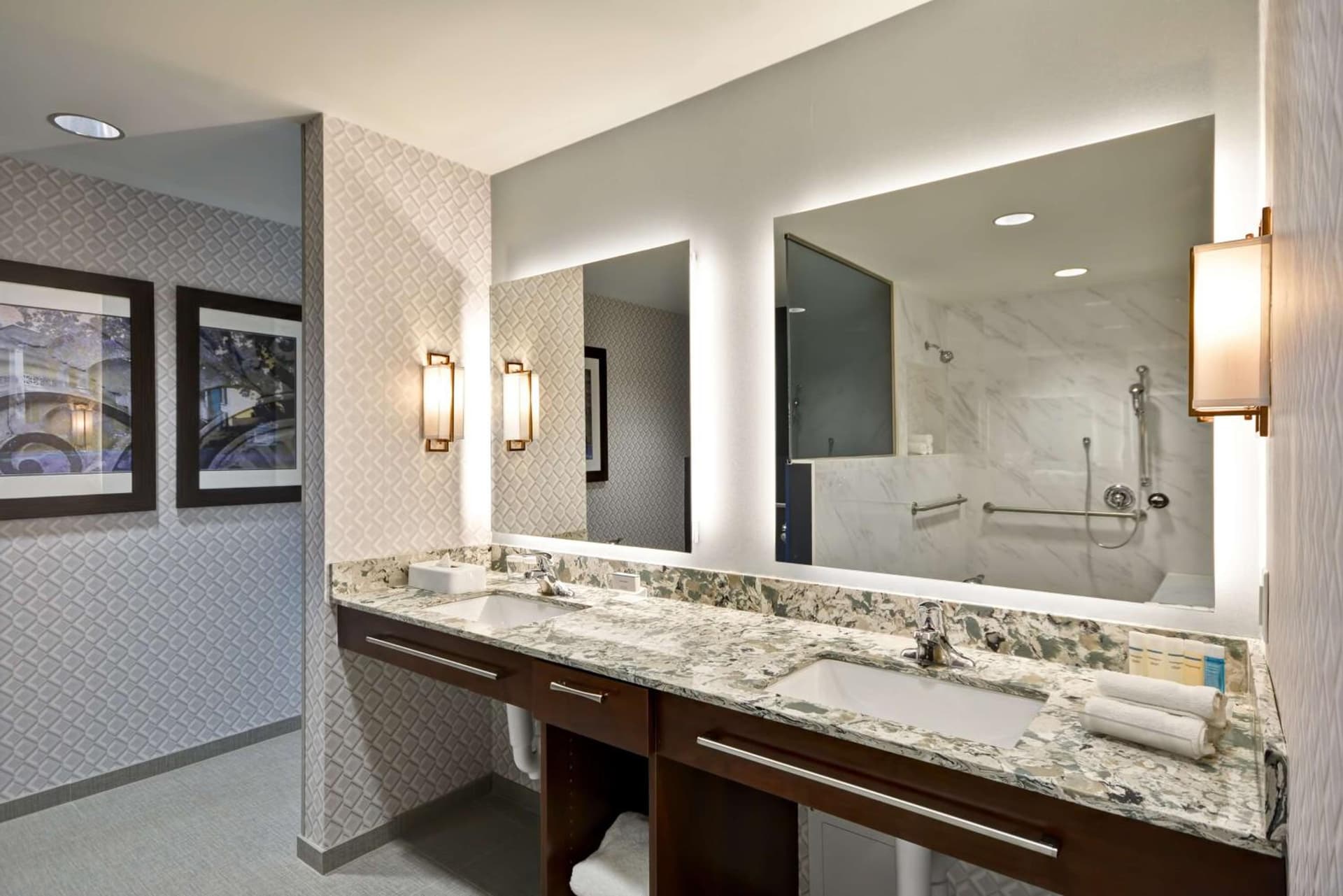 Homewood Suites by Hilton Birmingham Downtown Near UAB gallery photo in Birmingham, AL — image 29