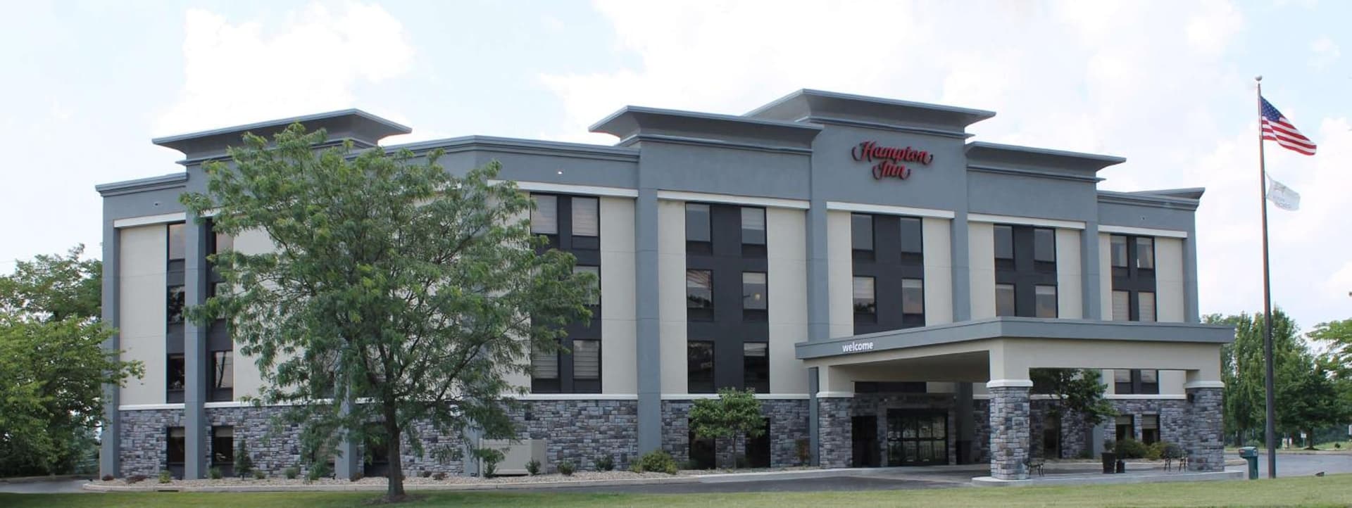 Hampton Inn Gettysburg featured exterior or lobby in Gettysburg, PA — similar hotel