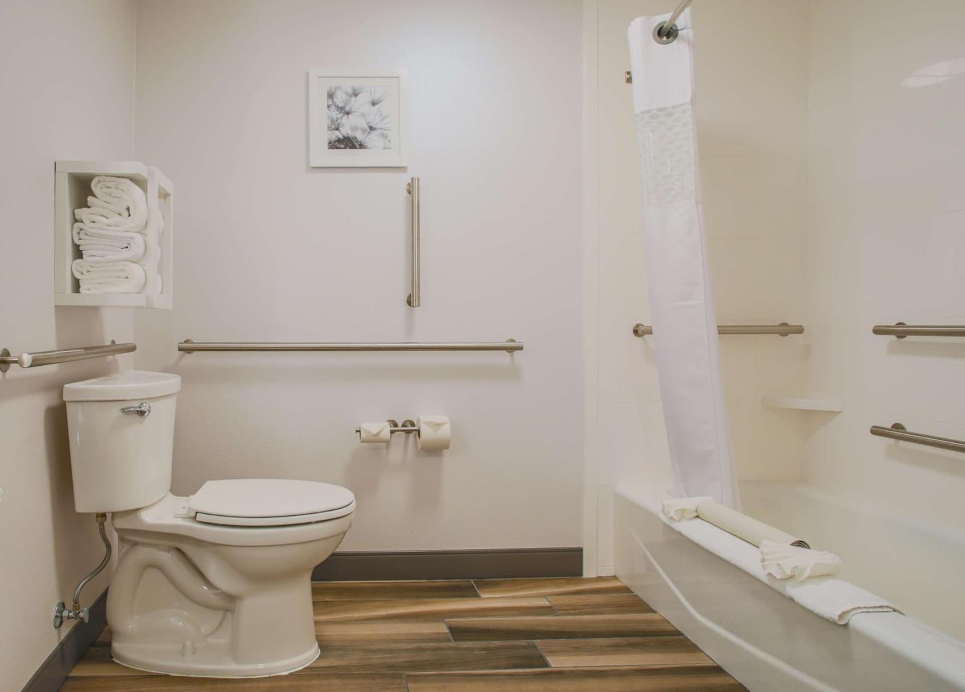 Hampton Inn Prescott gallery photo in Prescott, AZ — image 12