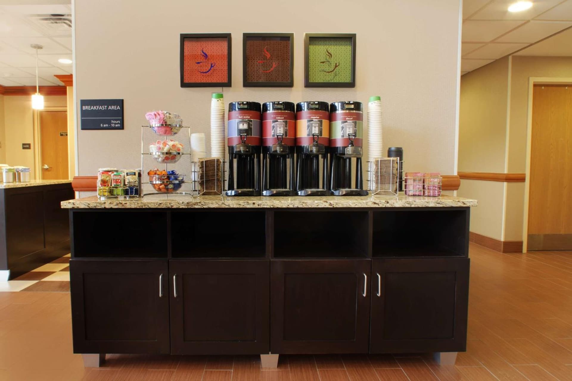 Hampton Inn & Suites Port St. Lucie interior in Port Saint Lucie, FL — gallery photo 2
