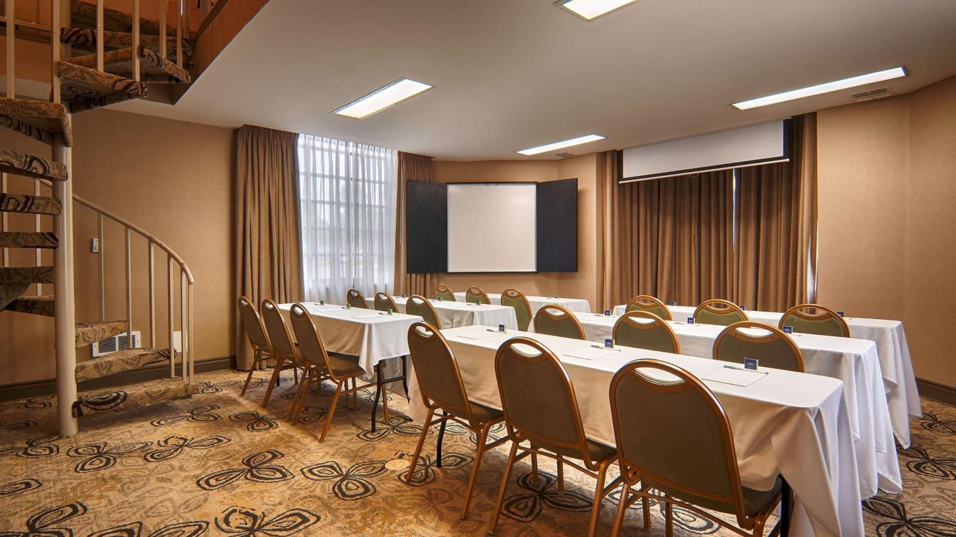 Hampton Inn & Suites Santa Ana/Orange County Airport gallery photo in Santa Ana, CA — image 4