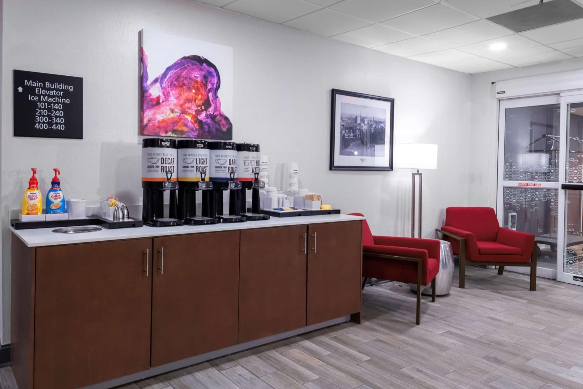 Hampton Inn by Hilton Concord/Bow gallery photo in Concord, NH — image 10